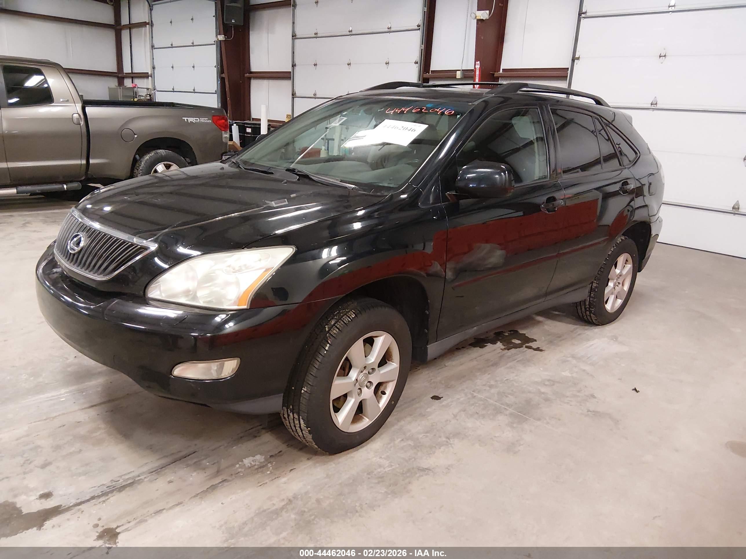LEXUS RX image 2