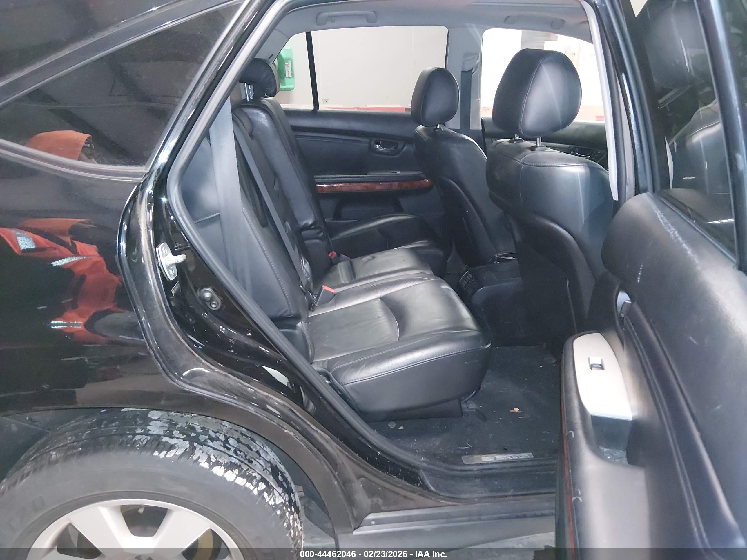 LEXUS RX image 8