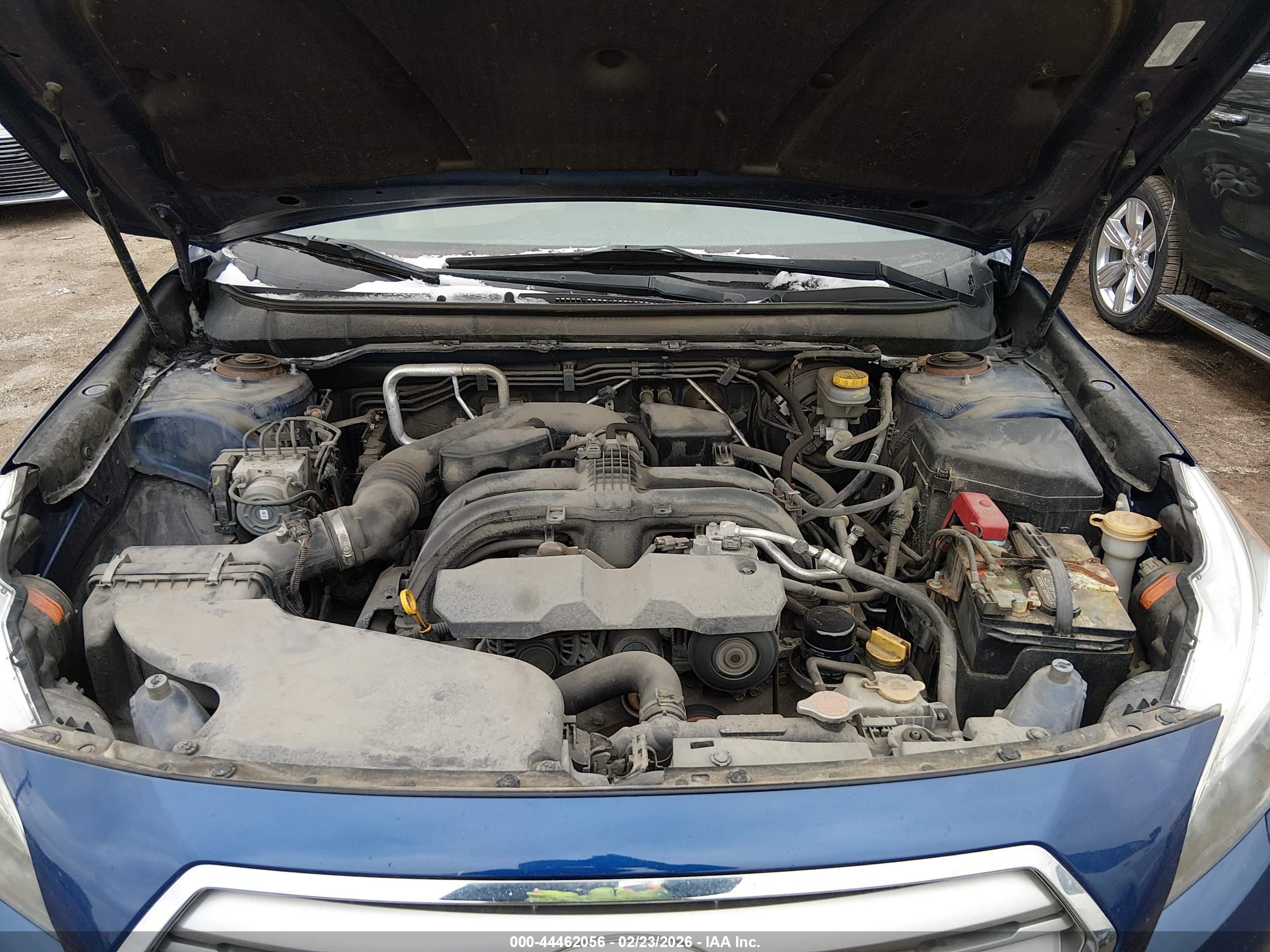 SUBARU OUTBACK image 10