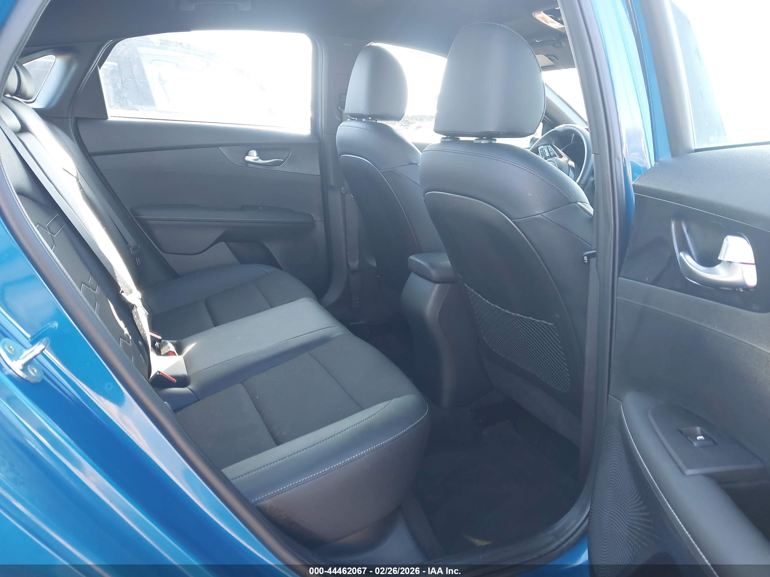 KIA FORTE image 8