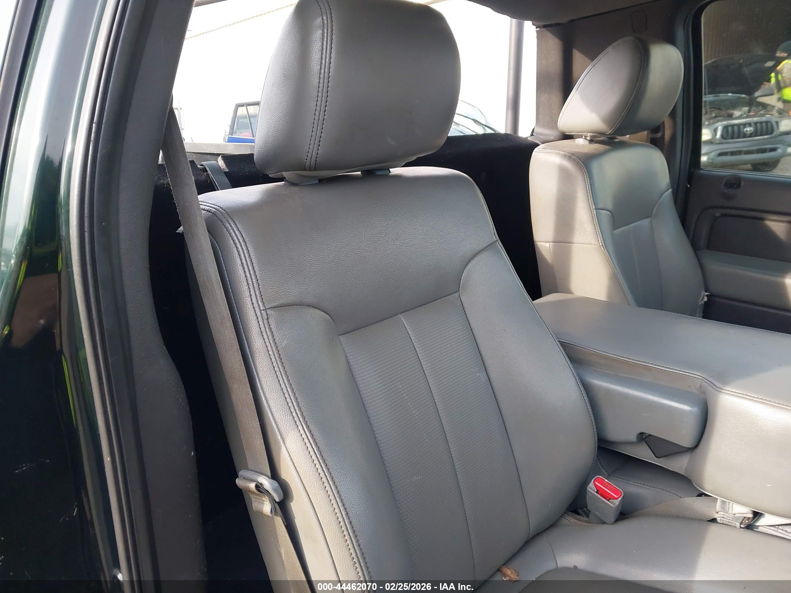 FORD F-150 image 8