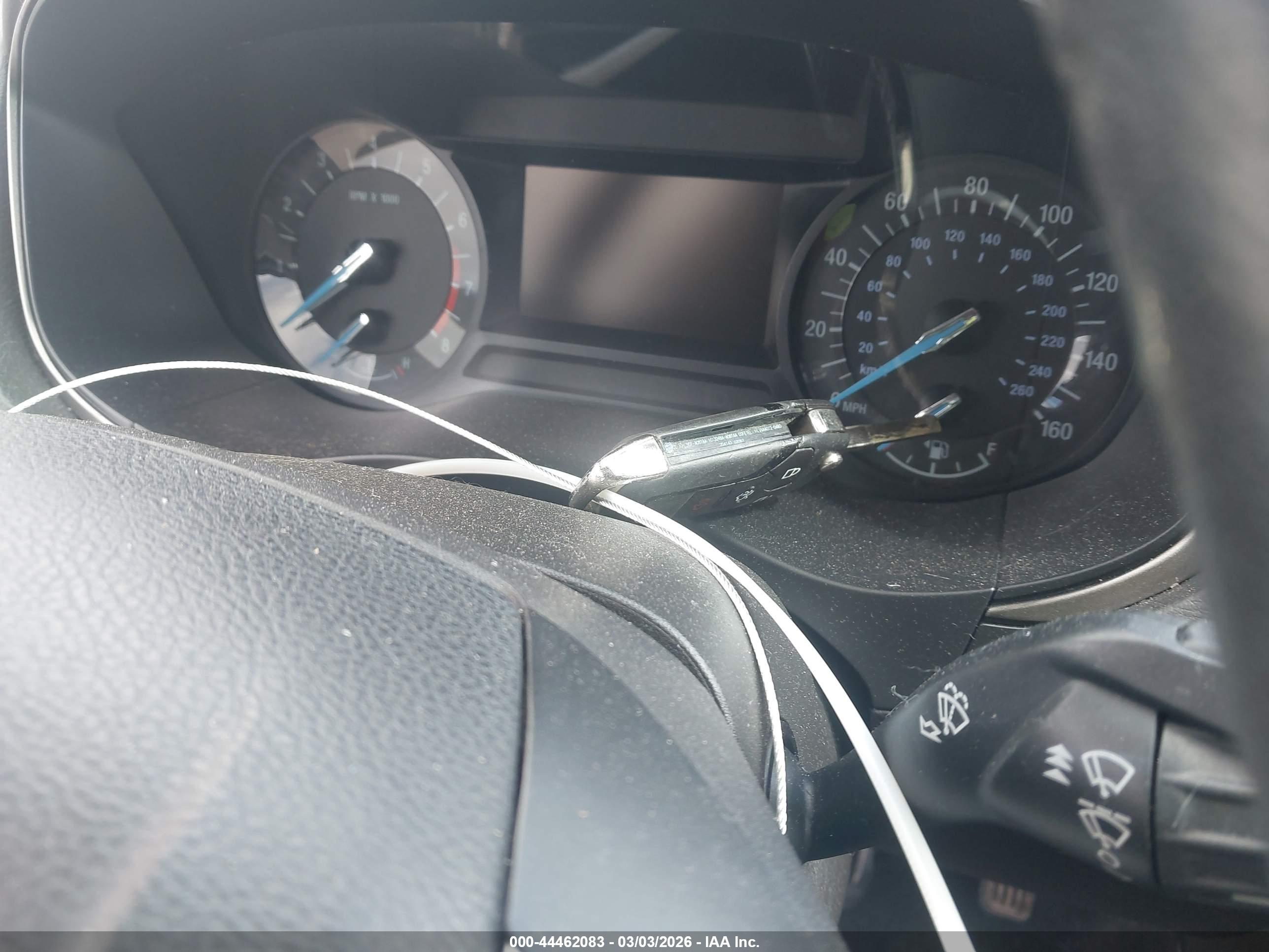 FORD FUSION image 11
