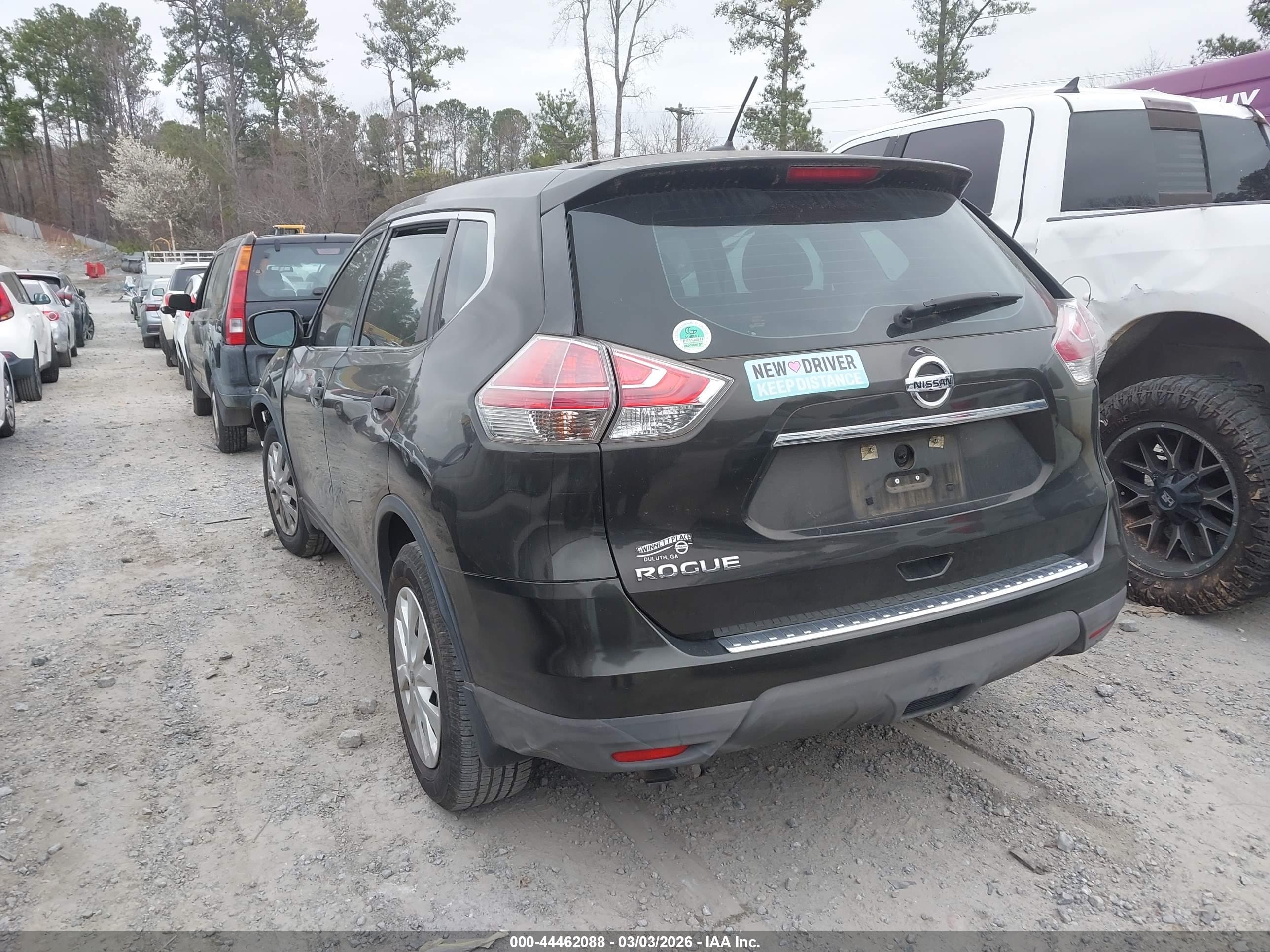 NISSAN ROGUE image 3