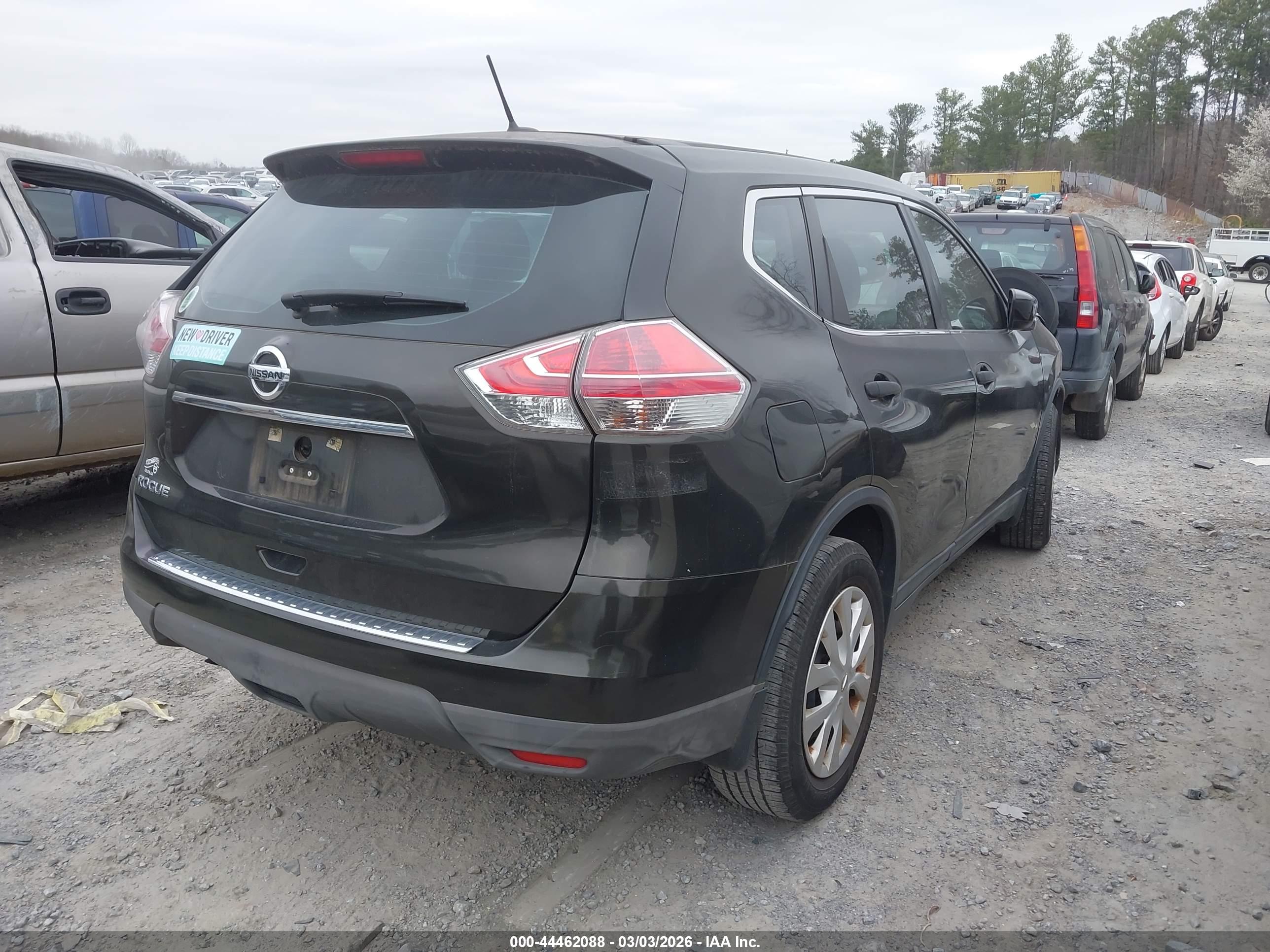 NISSAN ROGUE image 4