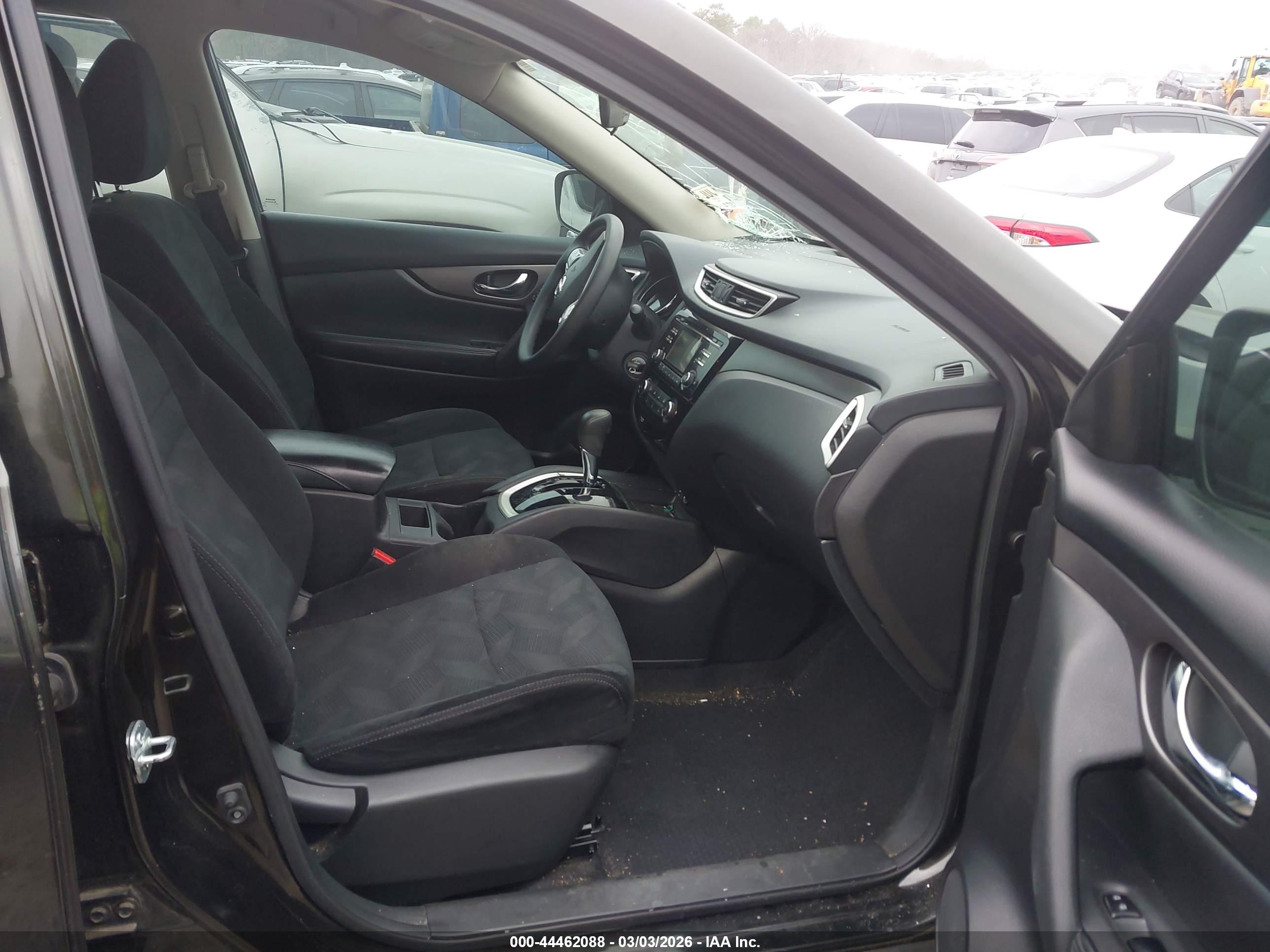 NISSAN ROGUE image 5