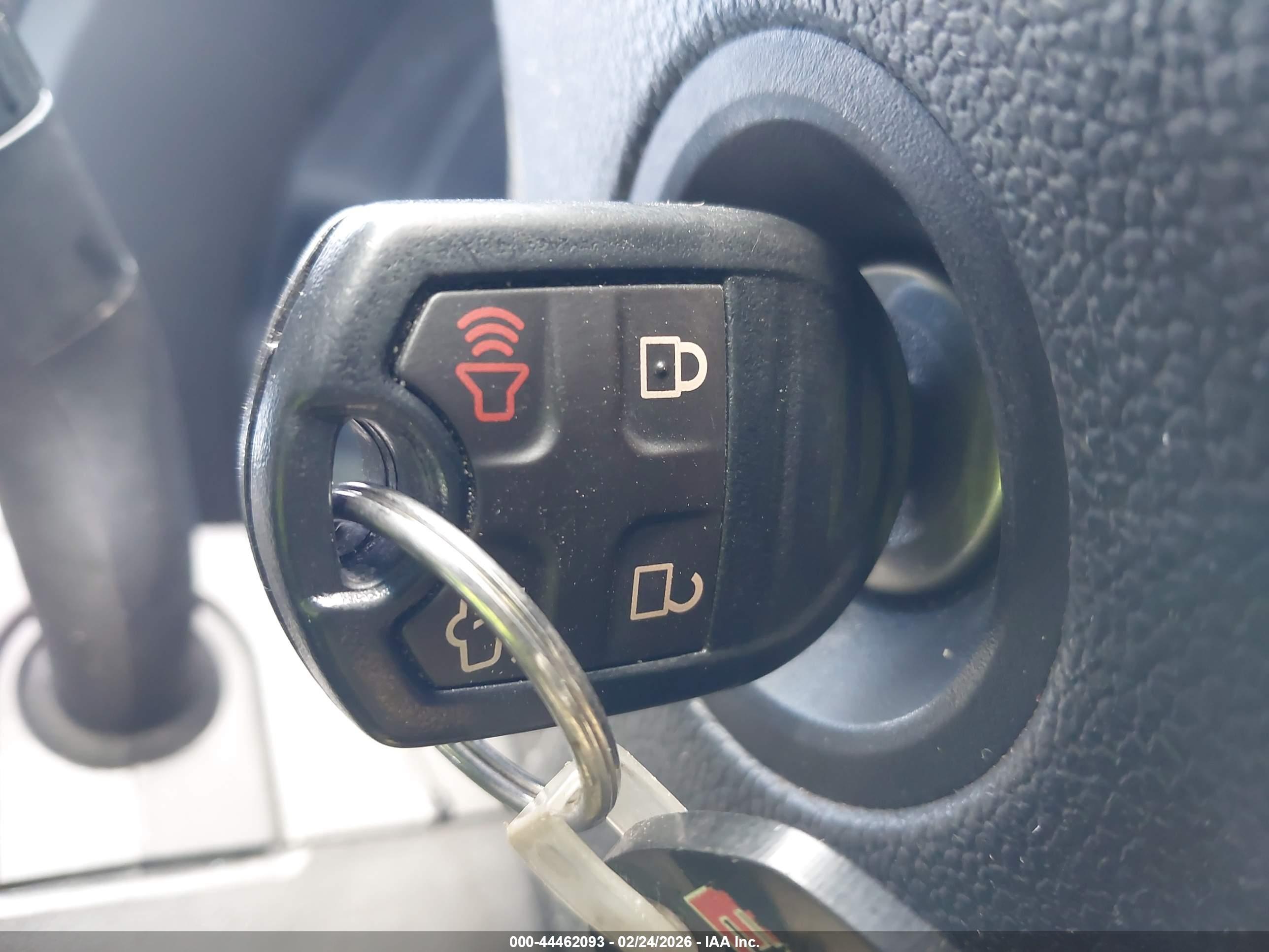 FORD EXPLORER image 11