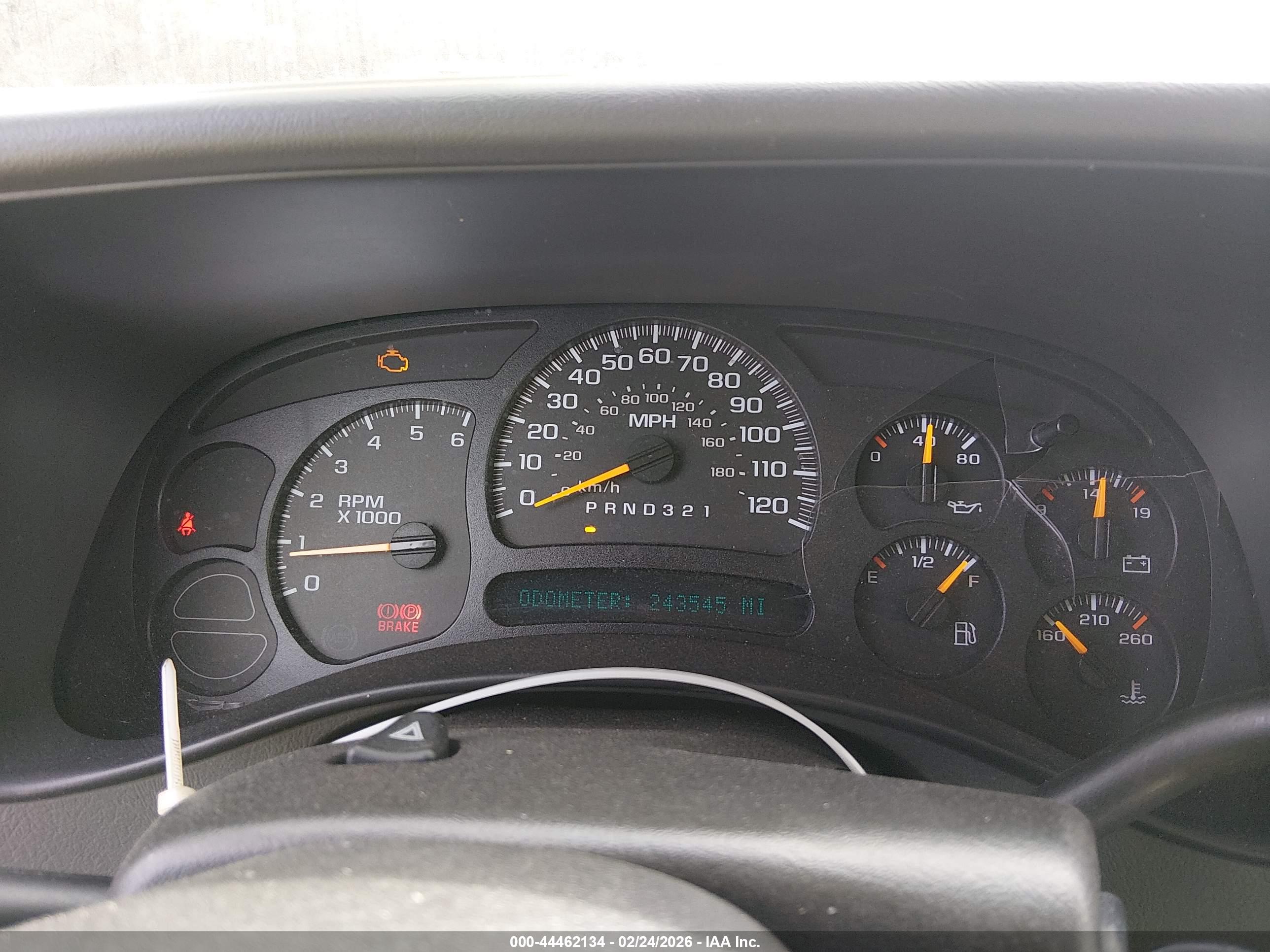 CHEVROLET TAHOE image 7
