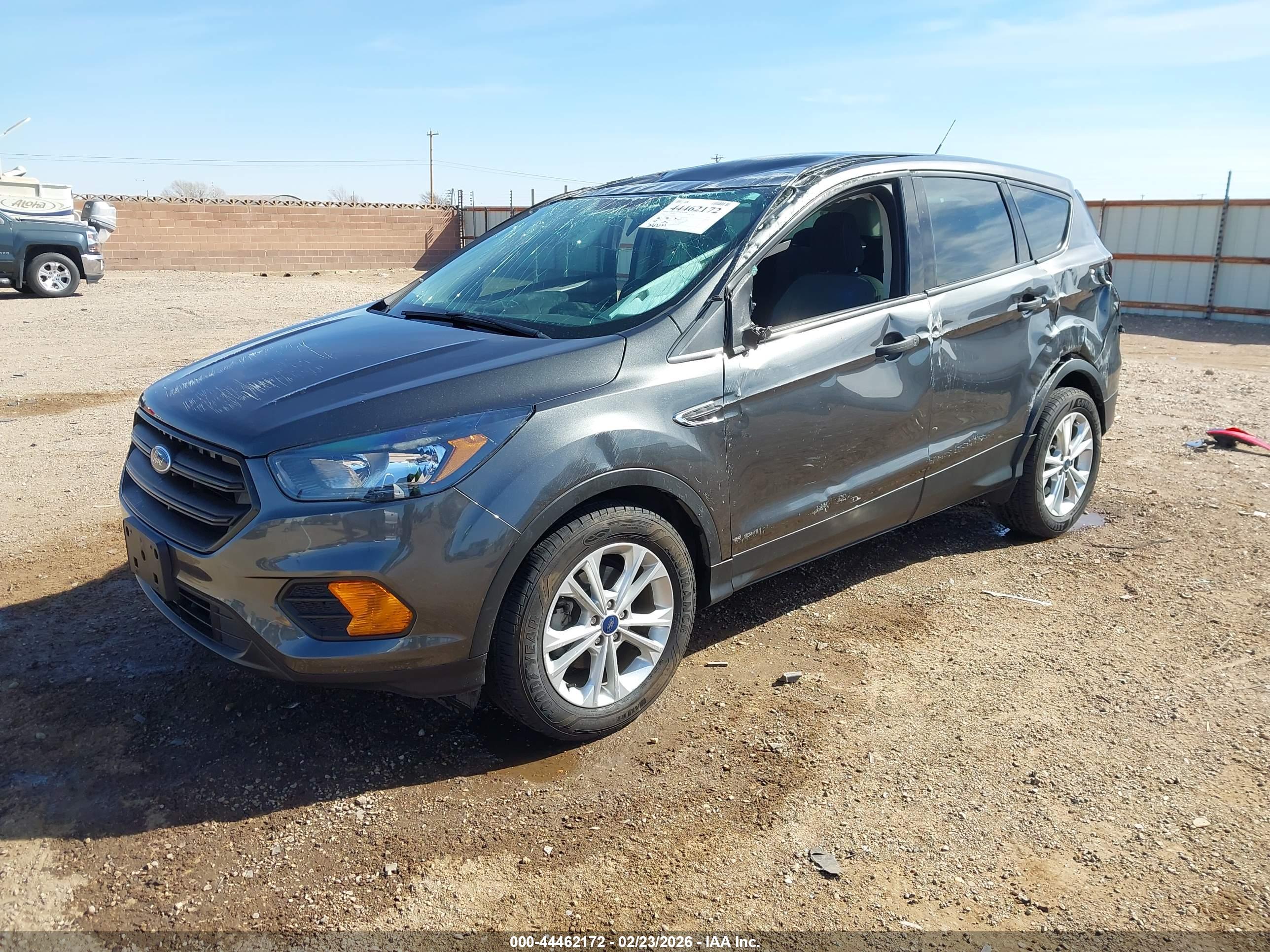 FORD ESCAPE image 2