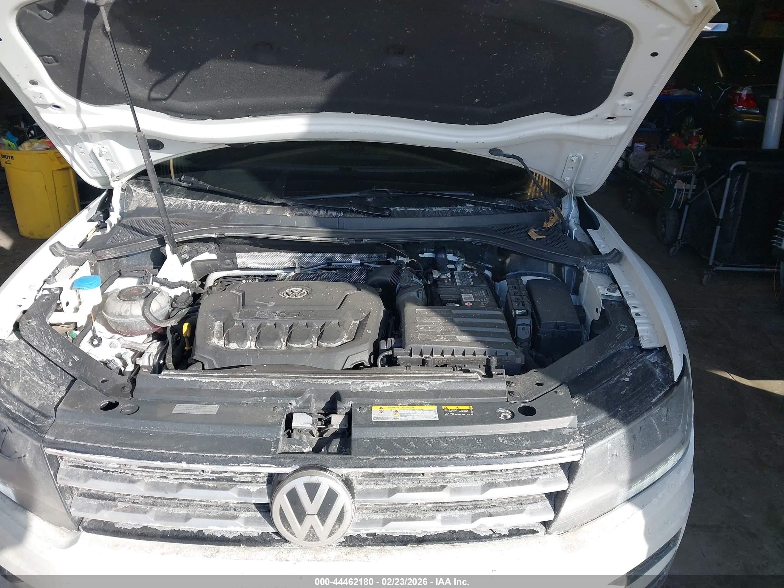 VOLKSWAGEN TIGUAN image 10