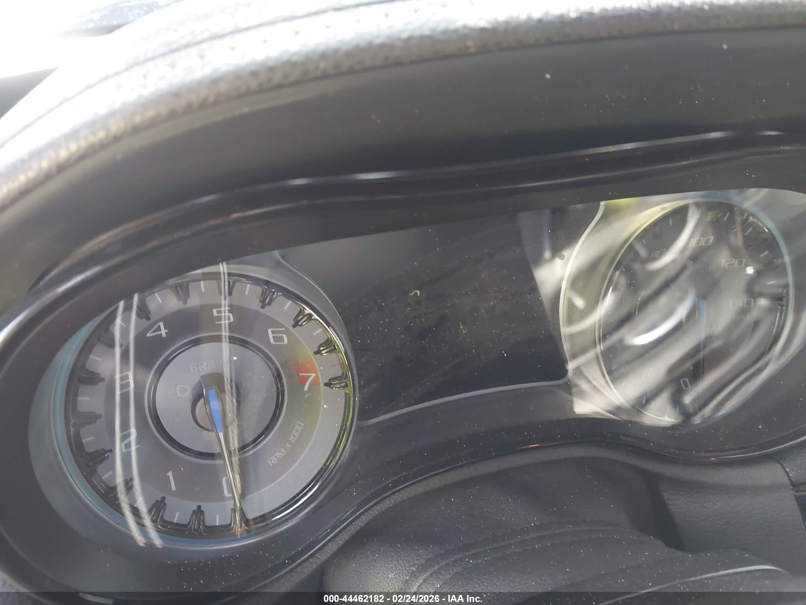 CHRYSLER 300 image 7