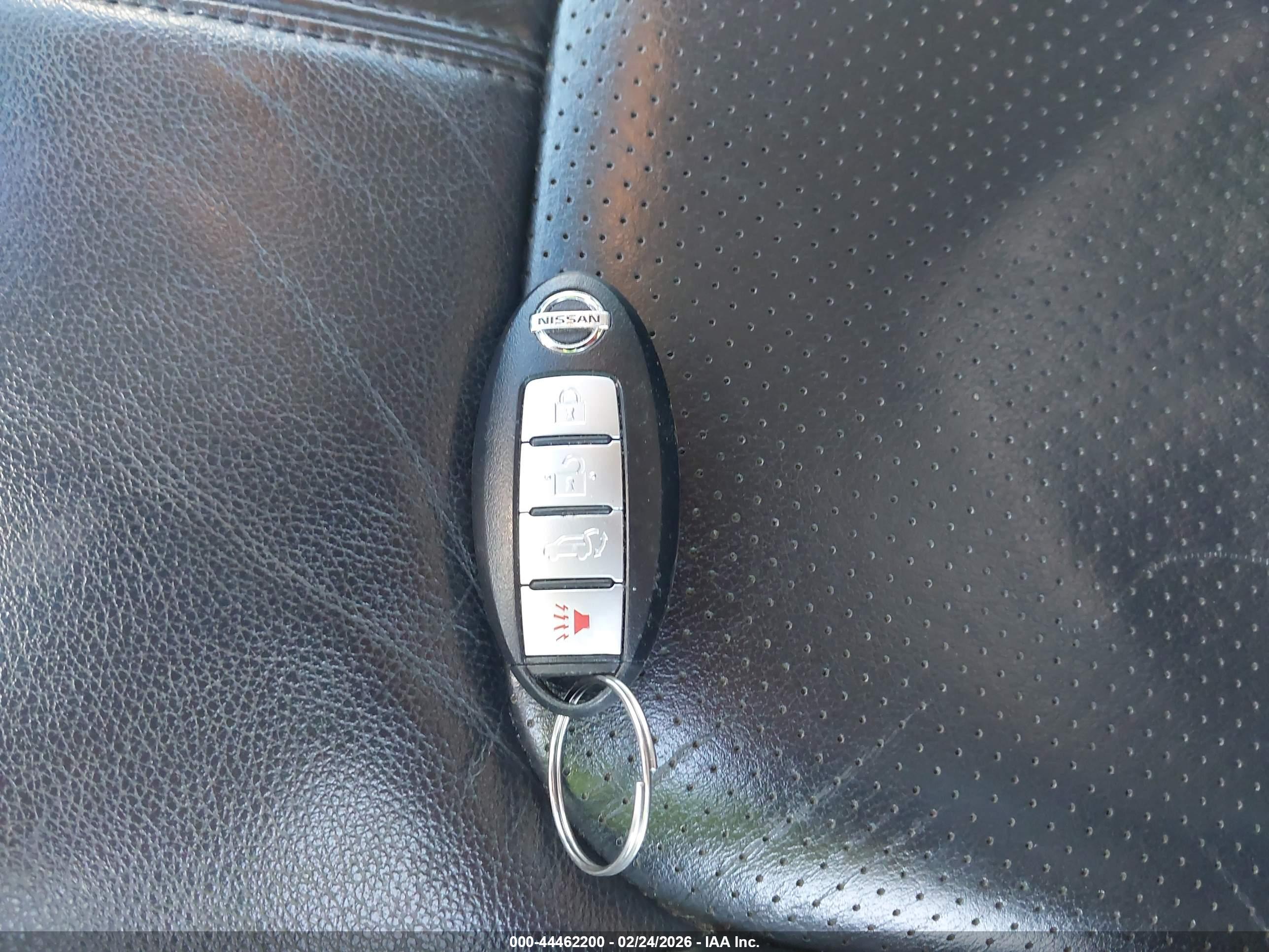 NISSAN MURANO image 11