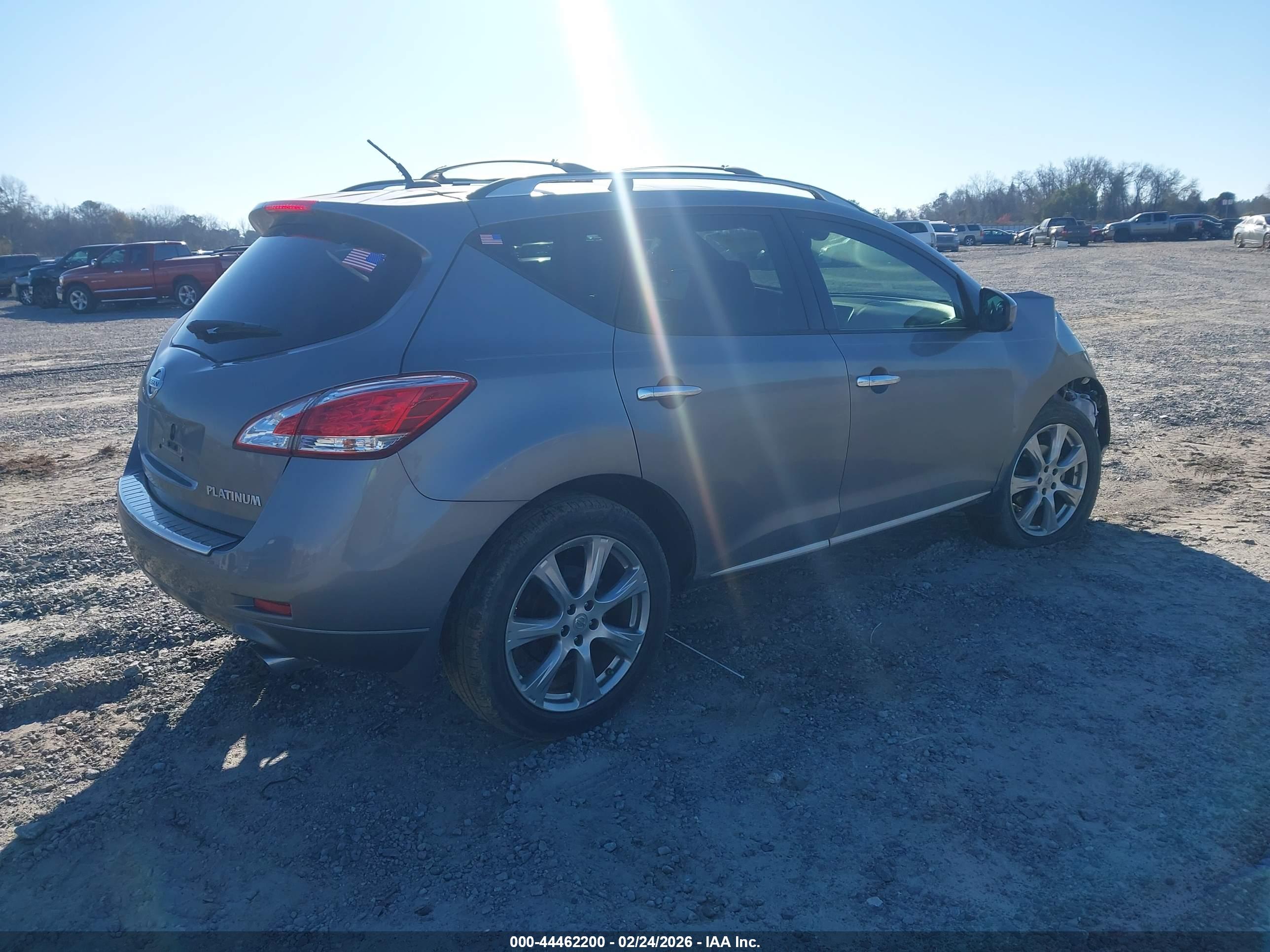 NISSAN MURANO image 4
