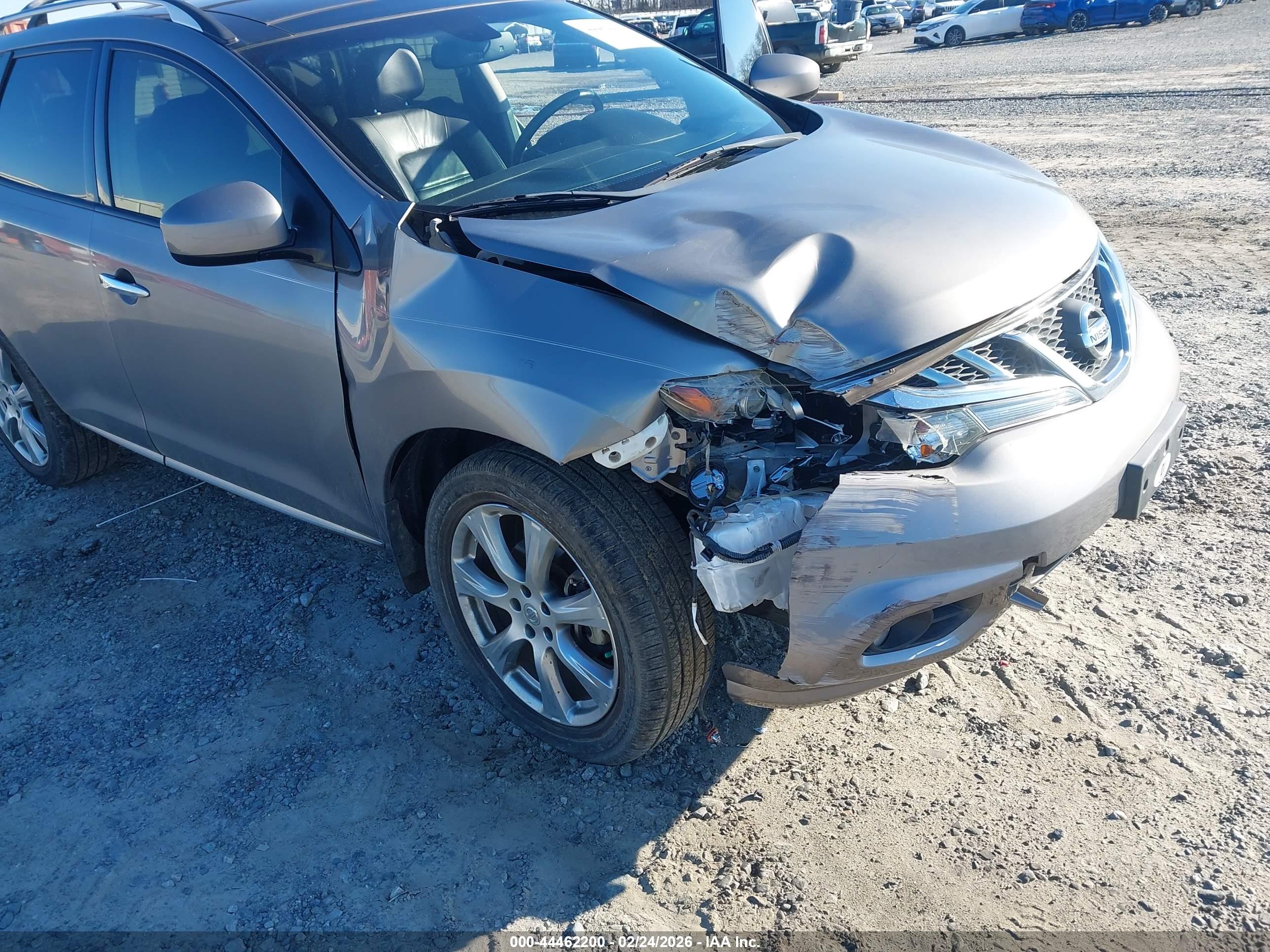 NISSAN MURANO image 6