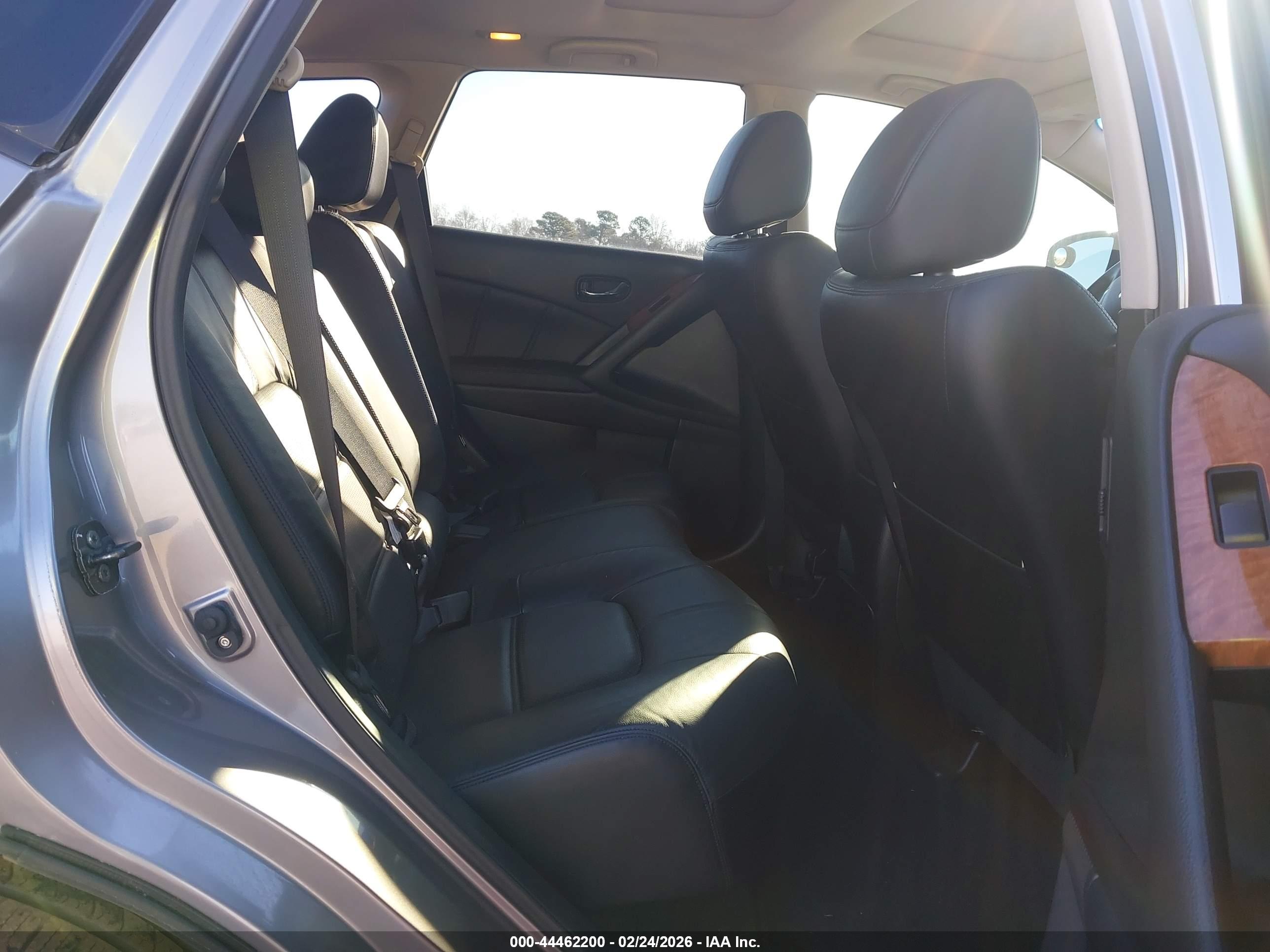 NISSAN MURANO image 8