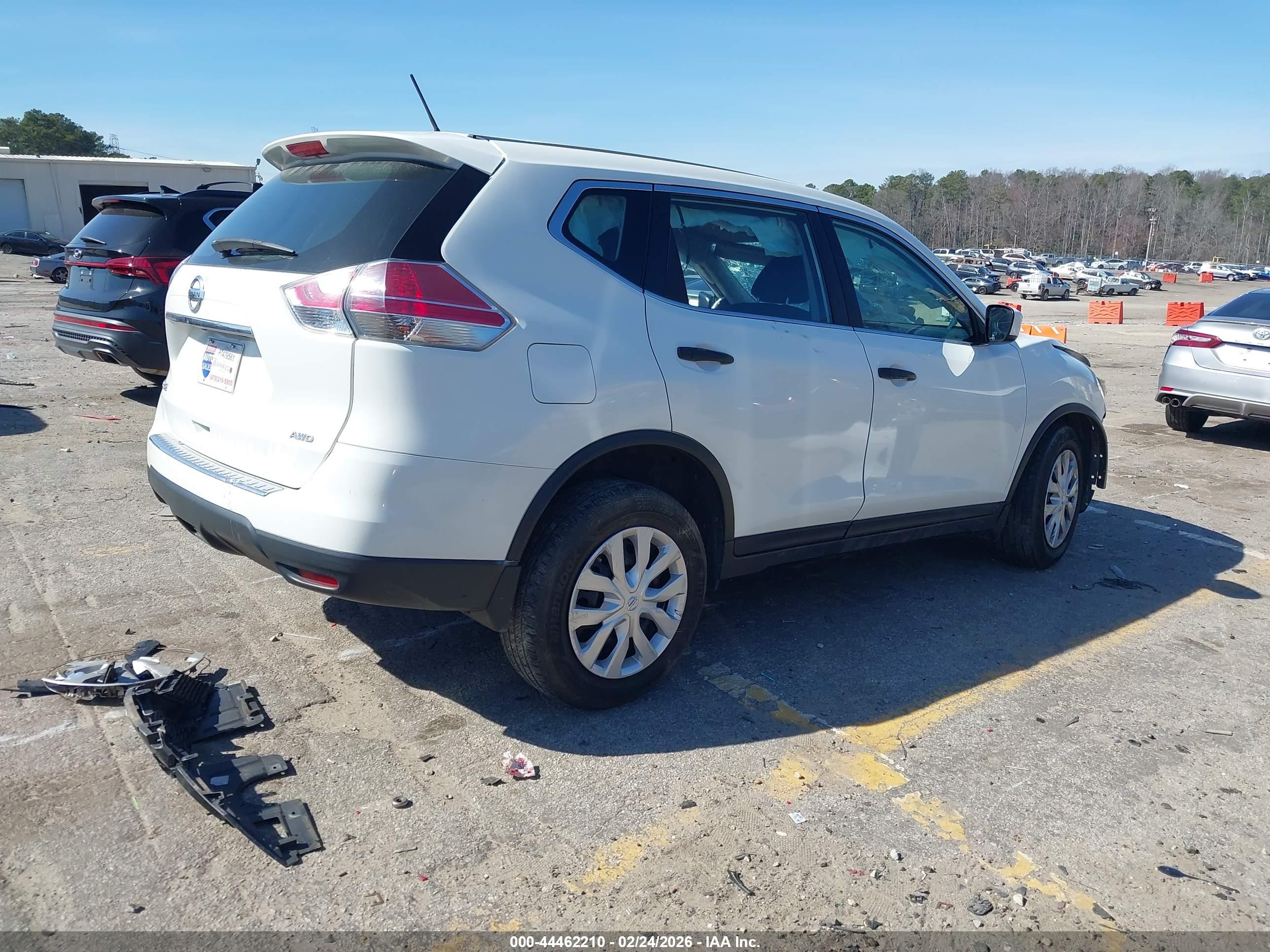 NISSAN ROGUE image 4