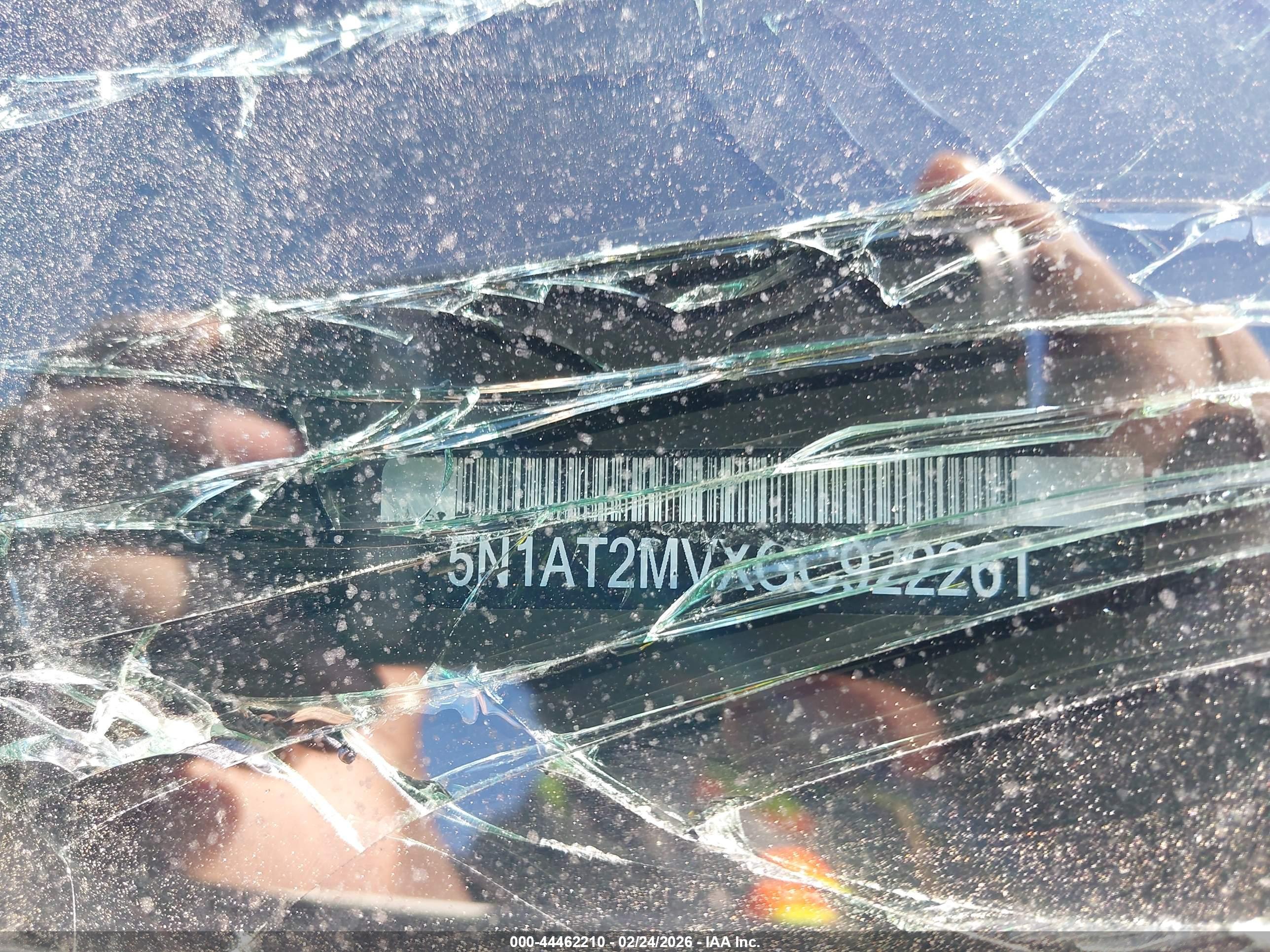 NISSAN ROGUE image 9