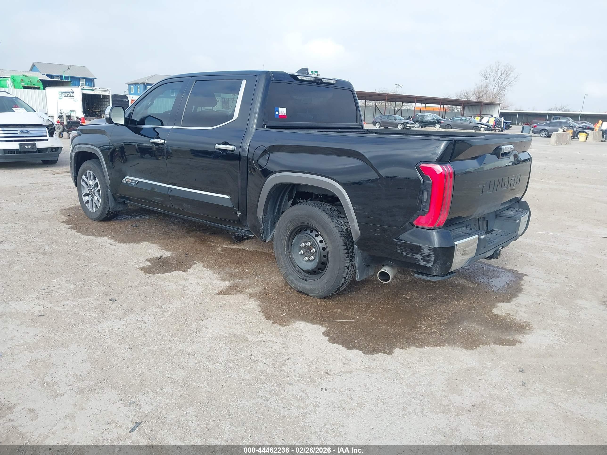 TOYOTA TUNDRA image 3