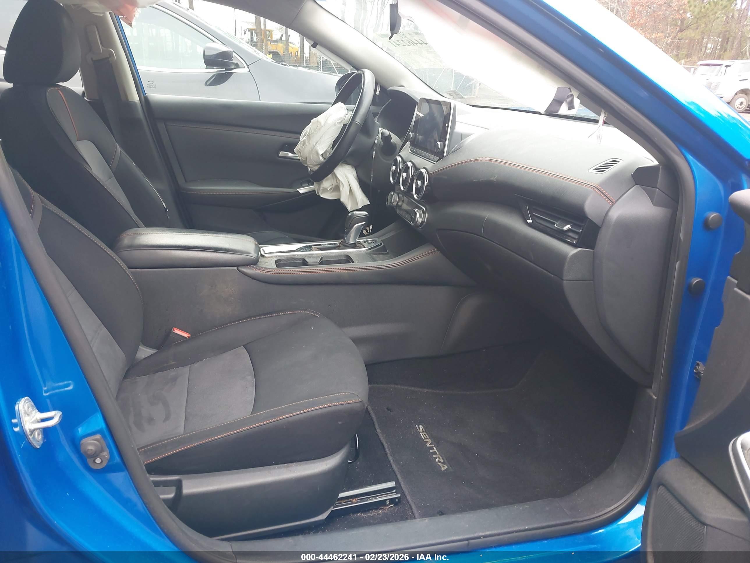 NISSAN SENTRA image 5