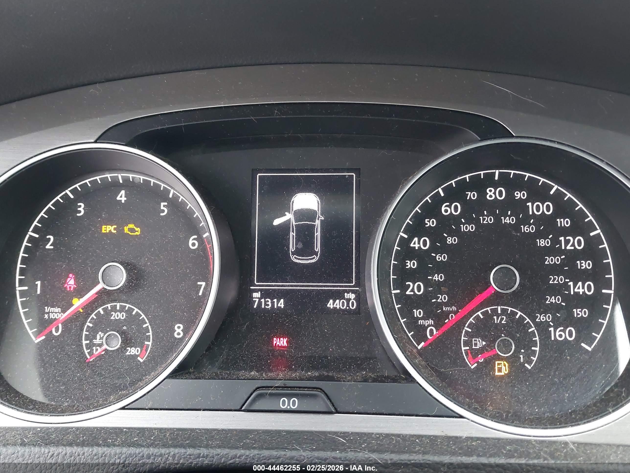 VOLKSWAGEN GOLF image 7