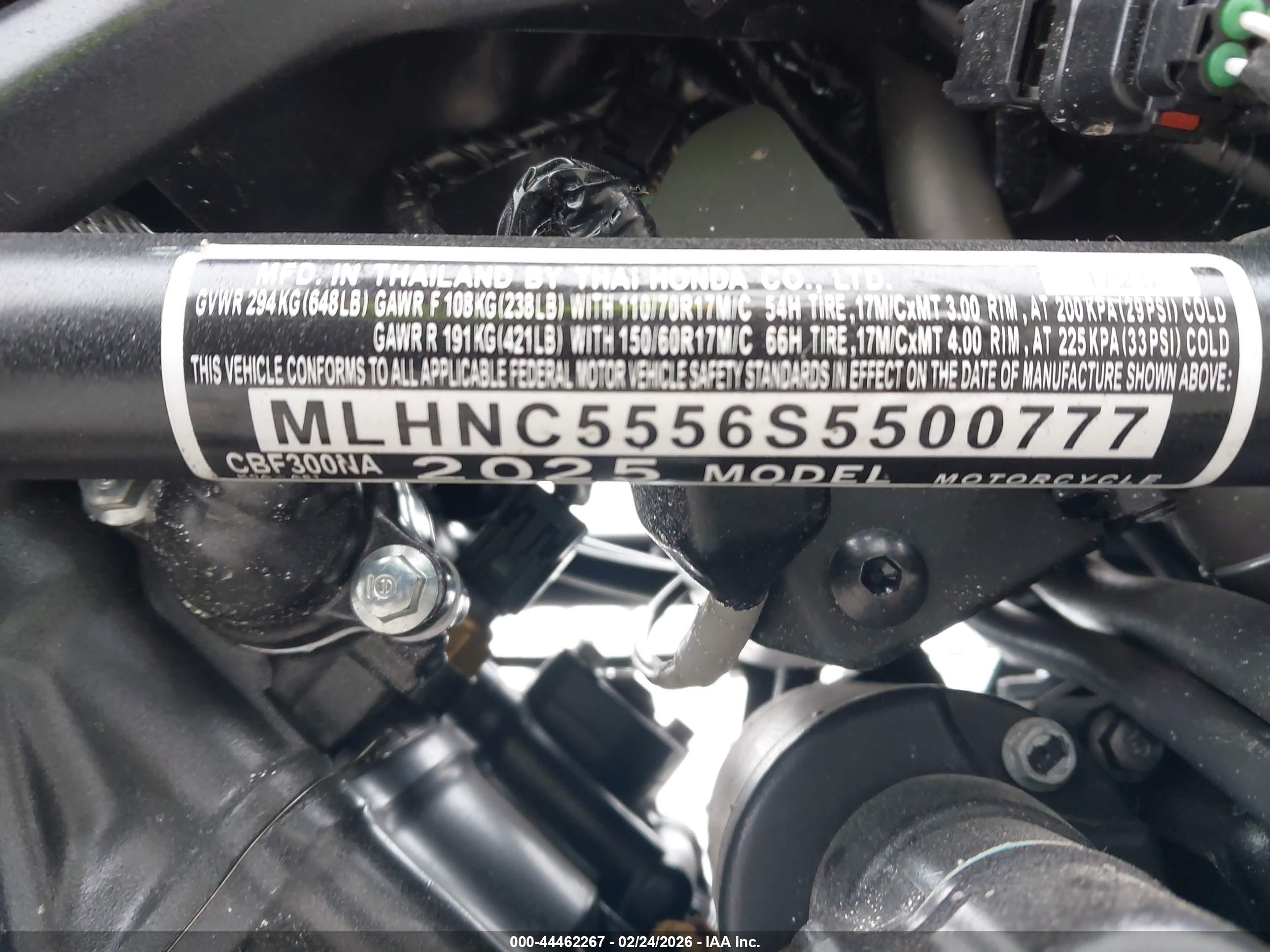 HONDA CBF300 image 10