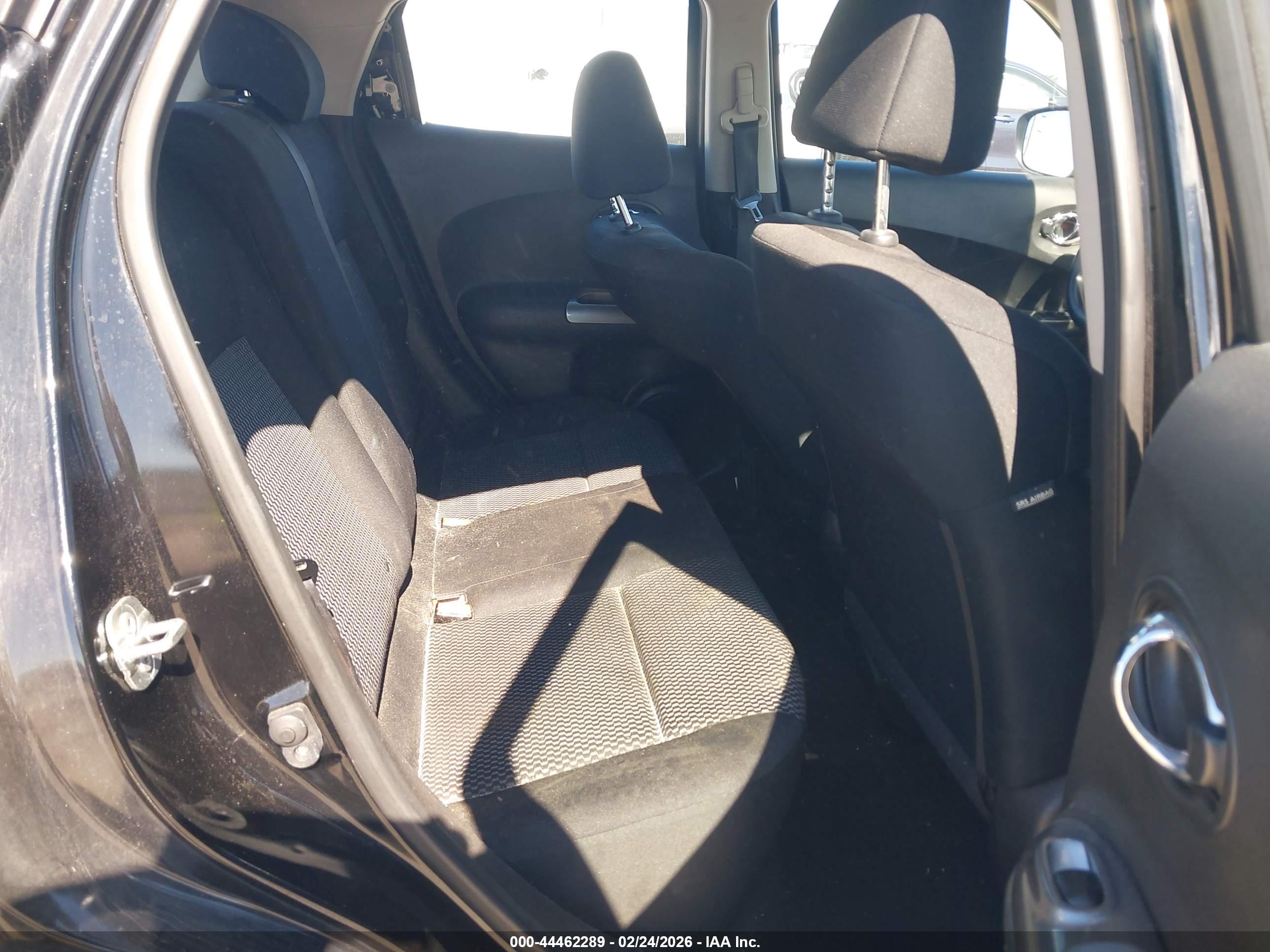NISSAN JUKE image 8