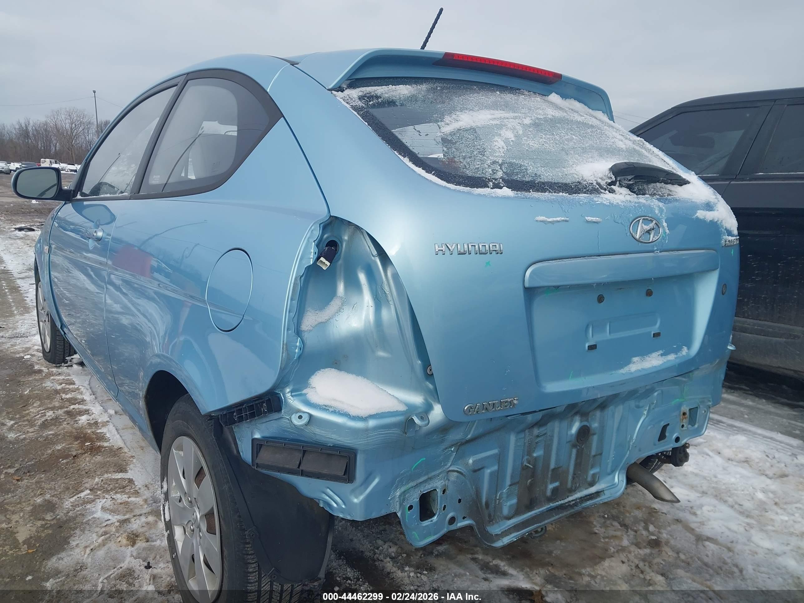 HYUNDAI ACCENT image 6