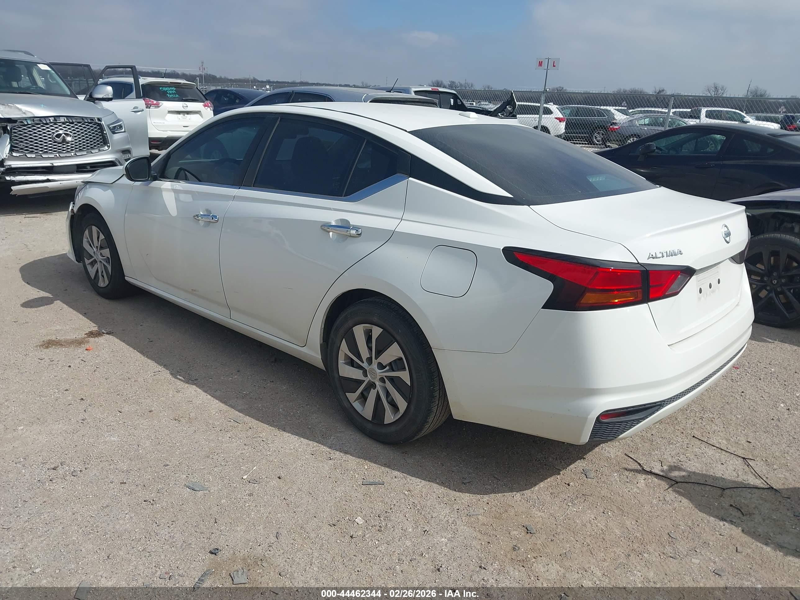NISSAN ALTIMA image 3