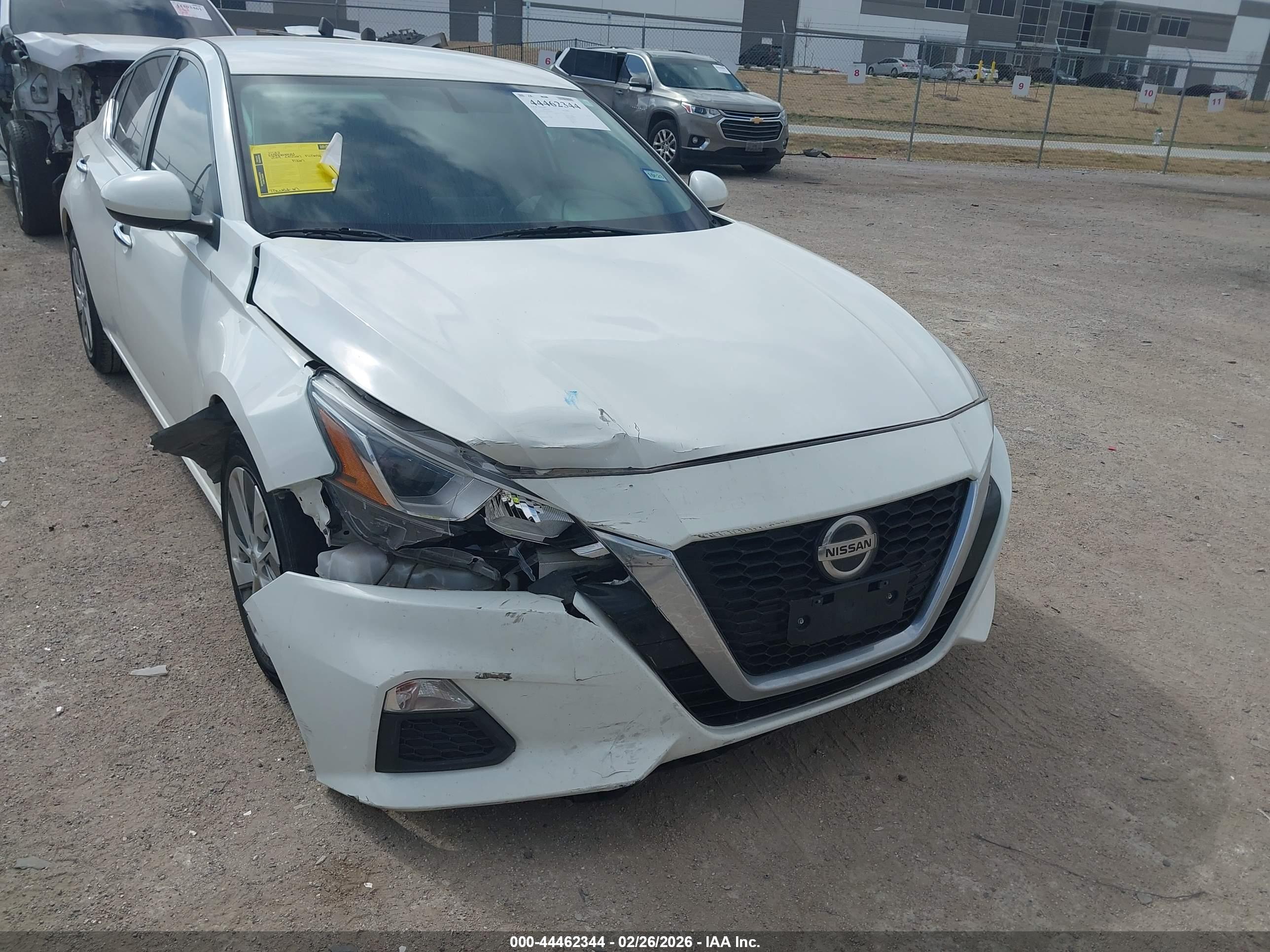 NISSAN ALTIMA image 6