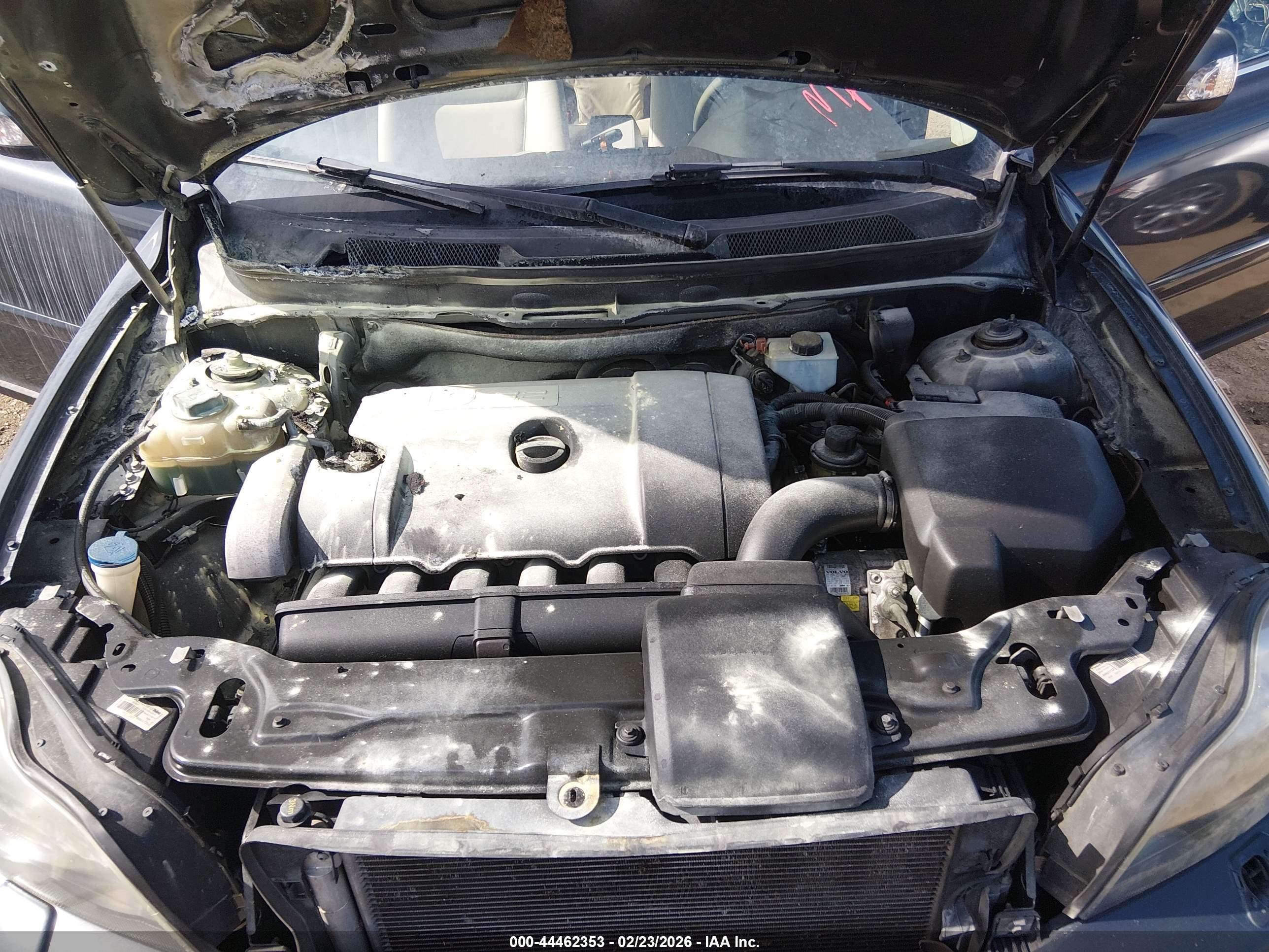 VOLVO XC90 image 10