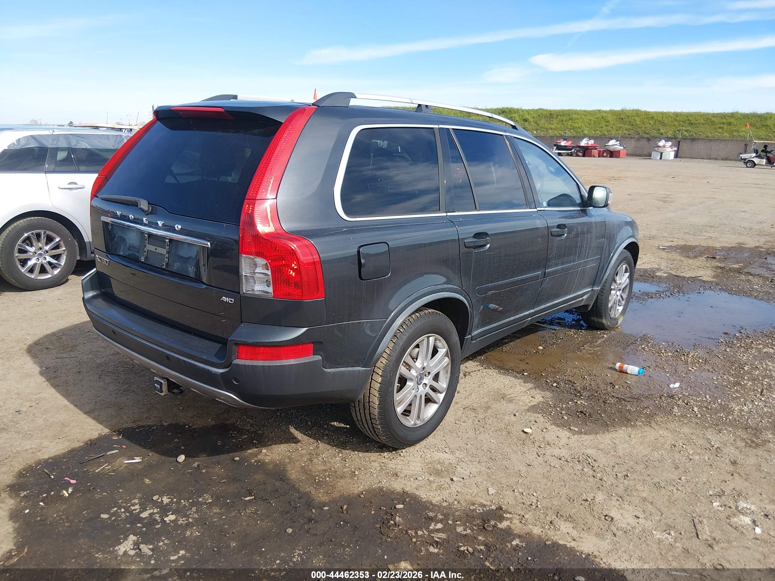 VOLVO XC90 image 4