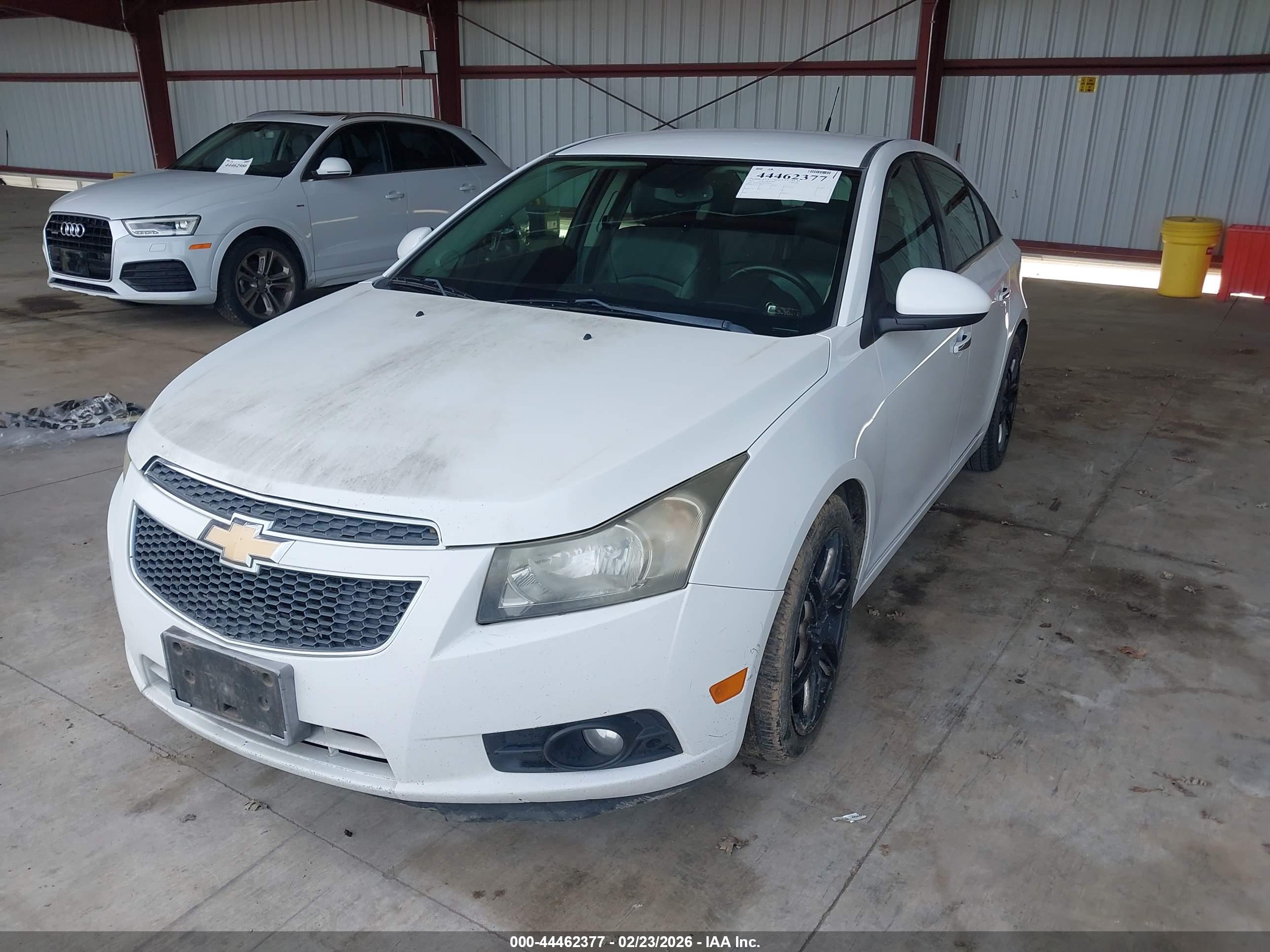 CHEVROLET CRUZE image 6