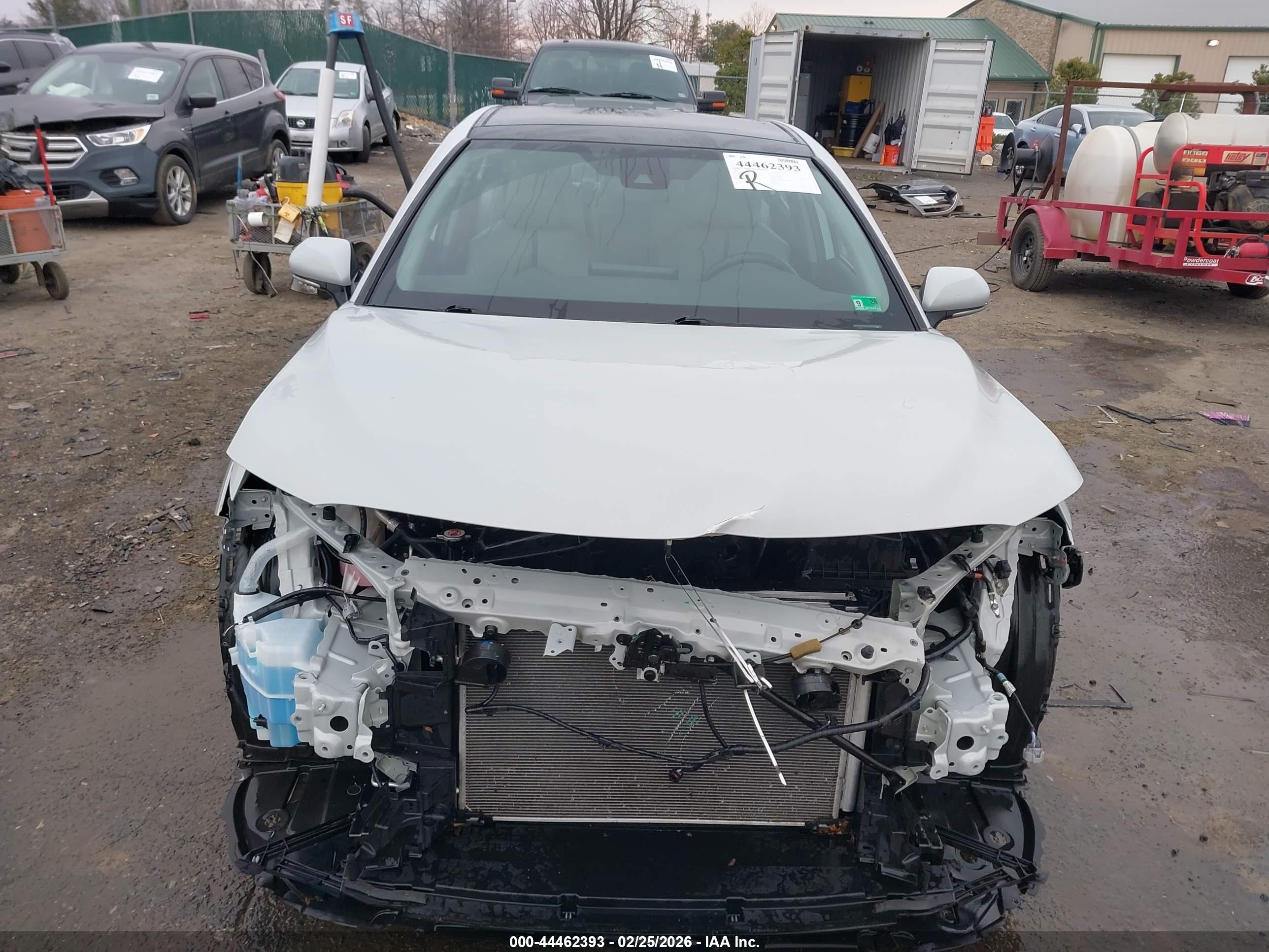 TOYOTA CAMRY image 6