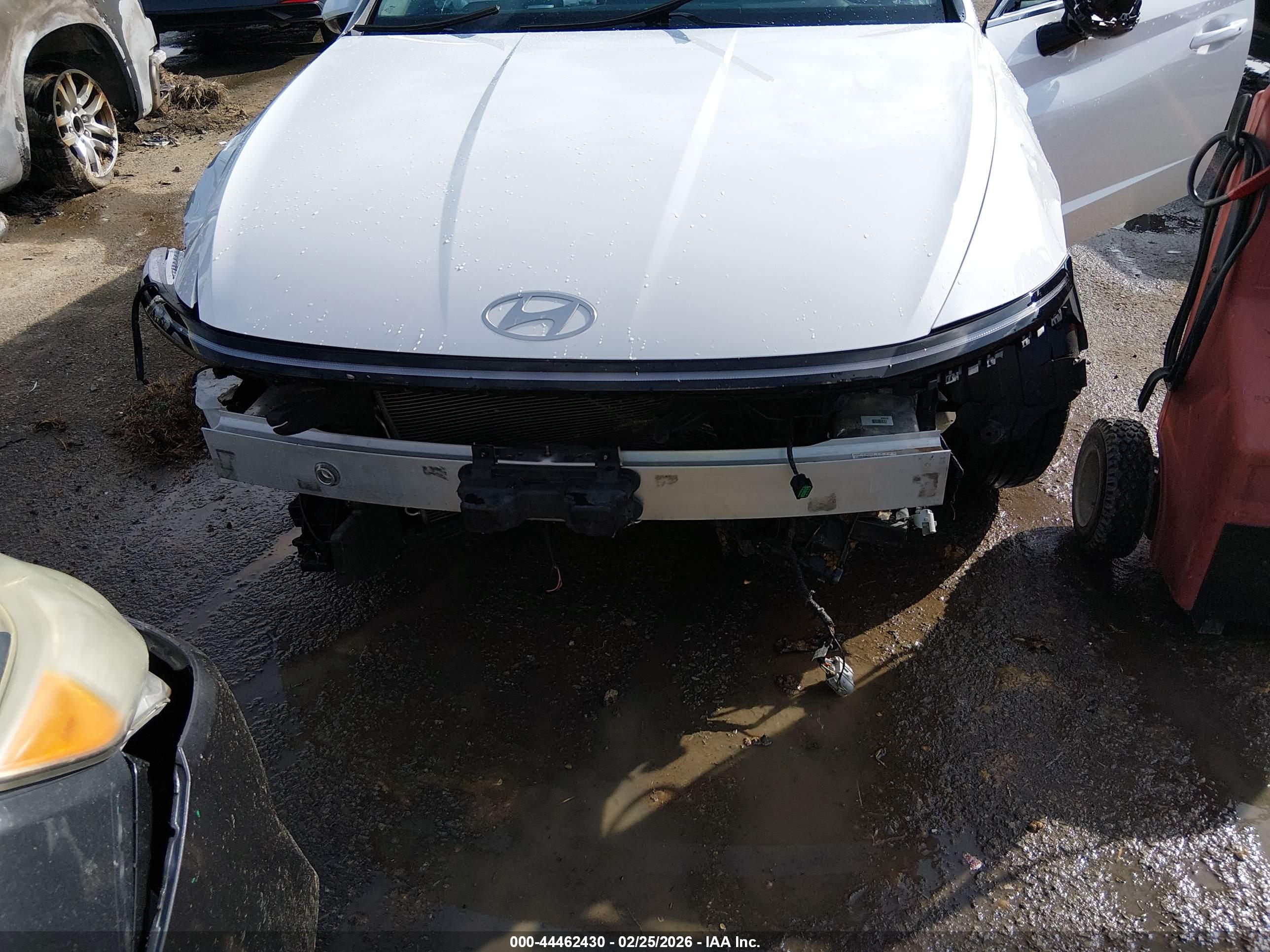 HYUNDAI SONATA image 6