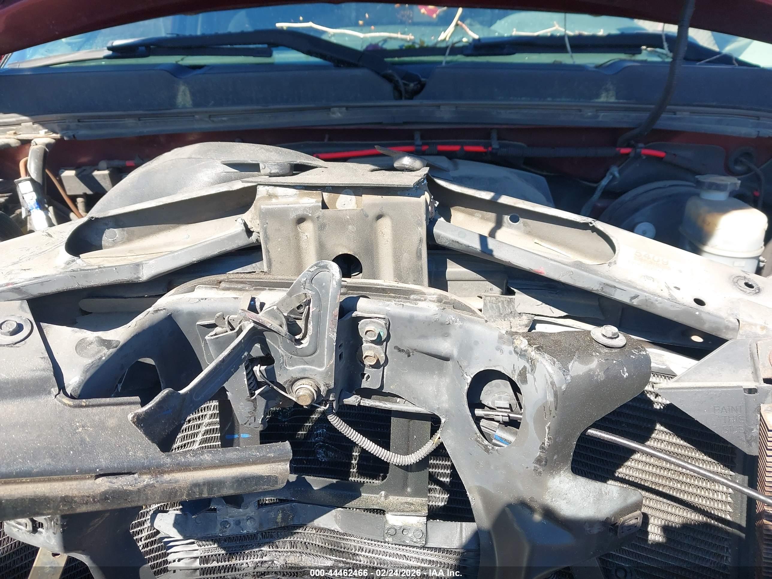 CHEVROLET SILVERADO image 10
