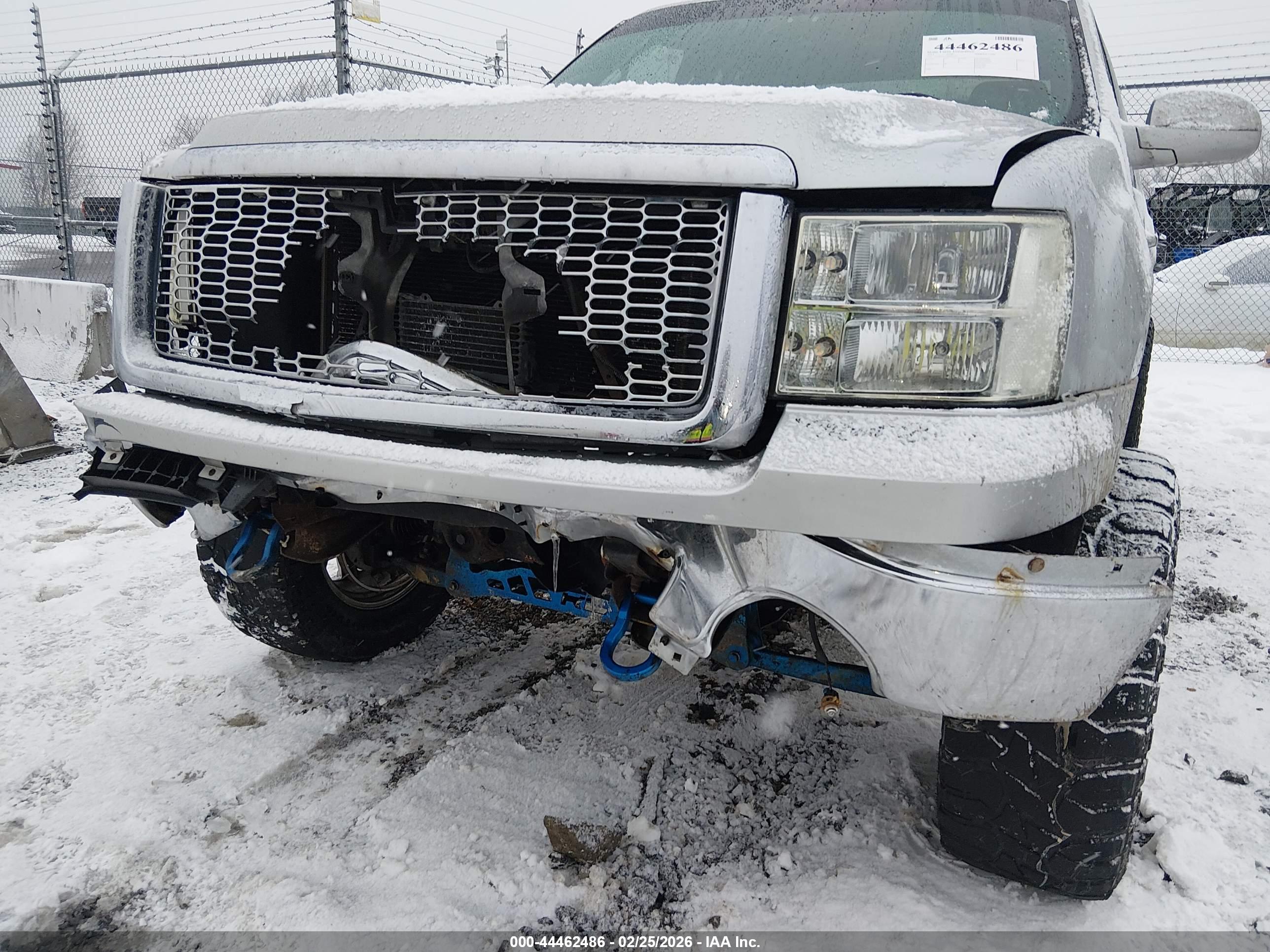GMC SIERRA image 6