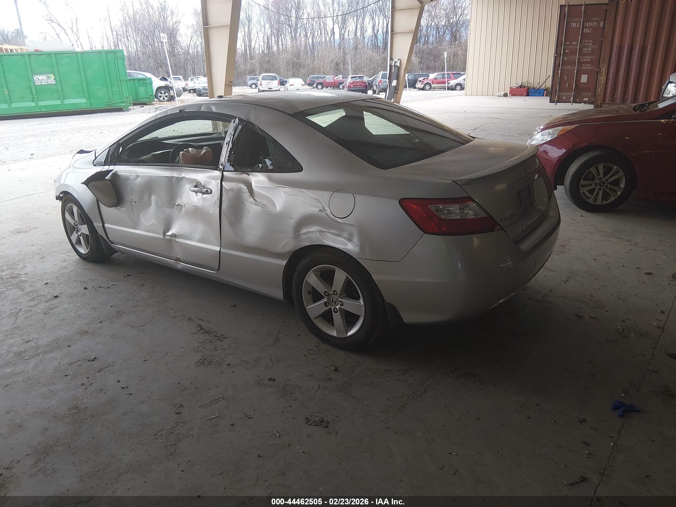 HONDA CIVIC image 3
