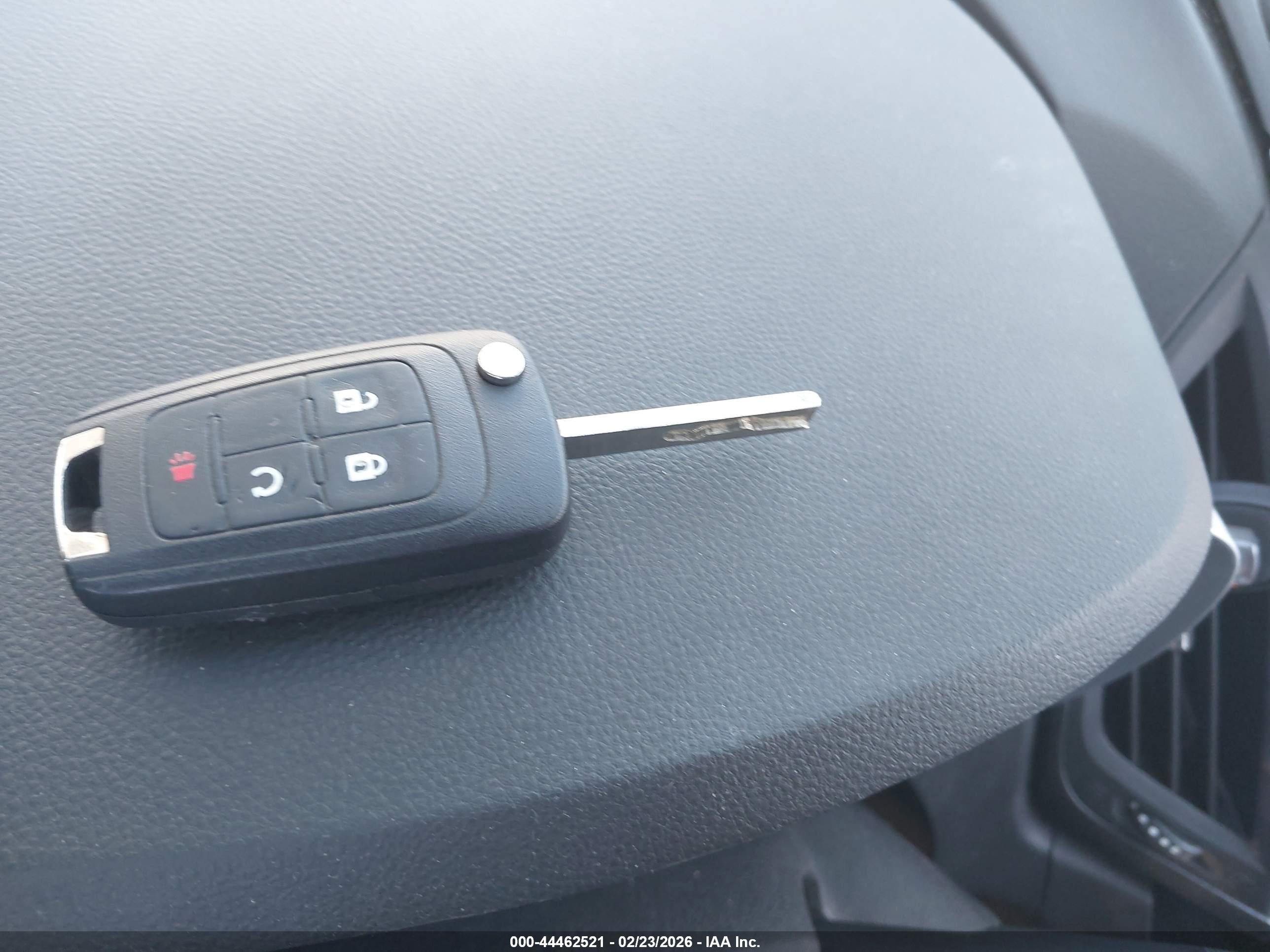 CHEVROLET EQUINOX image 11