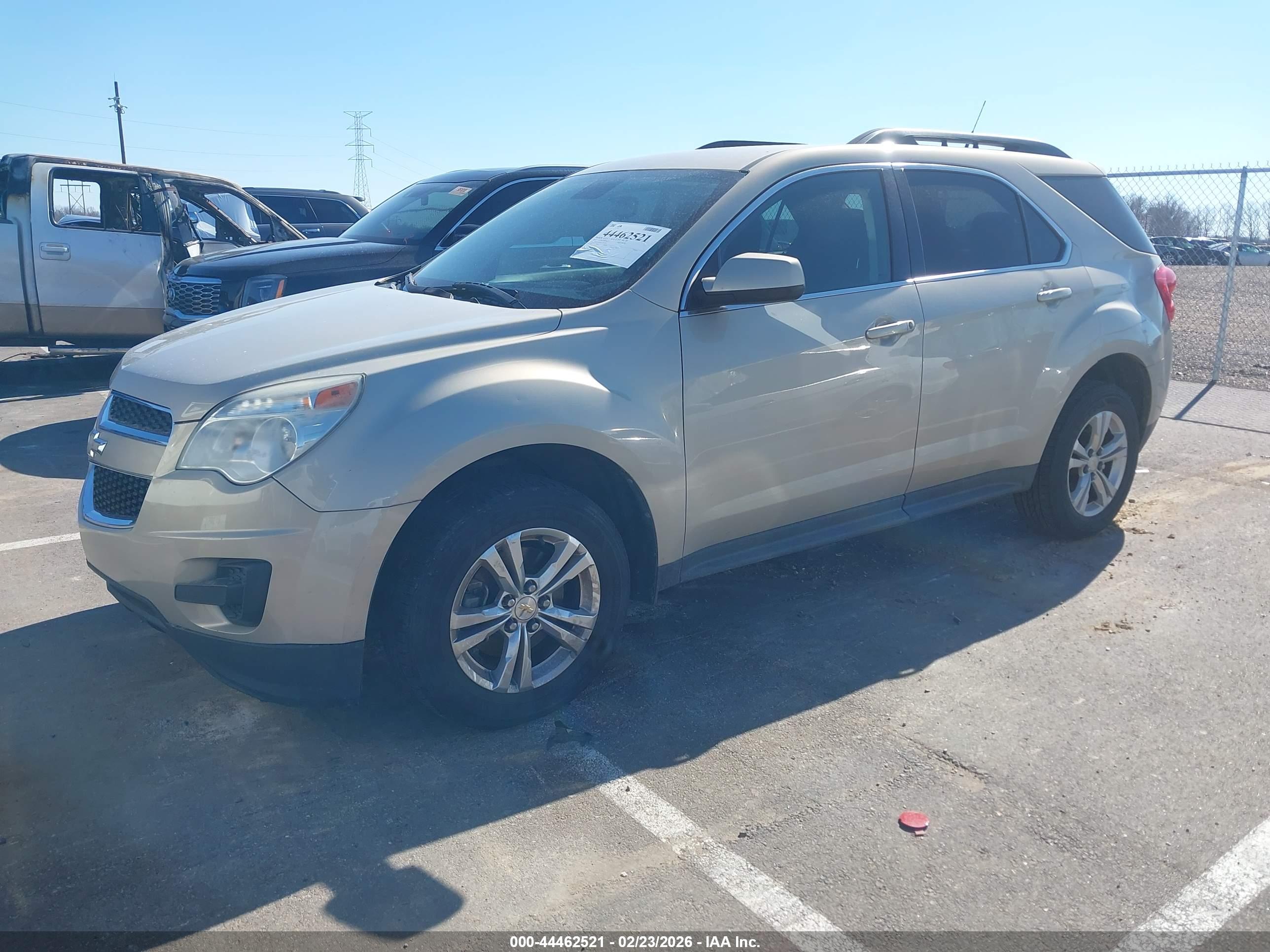 CHEVROLET EQUINOX image 2