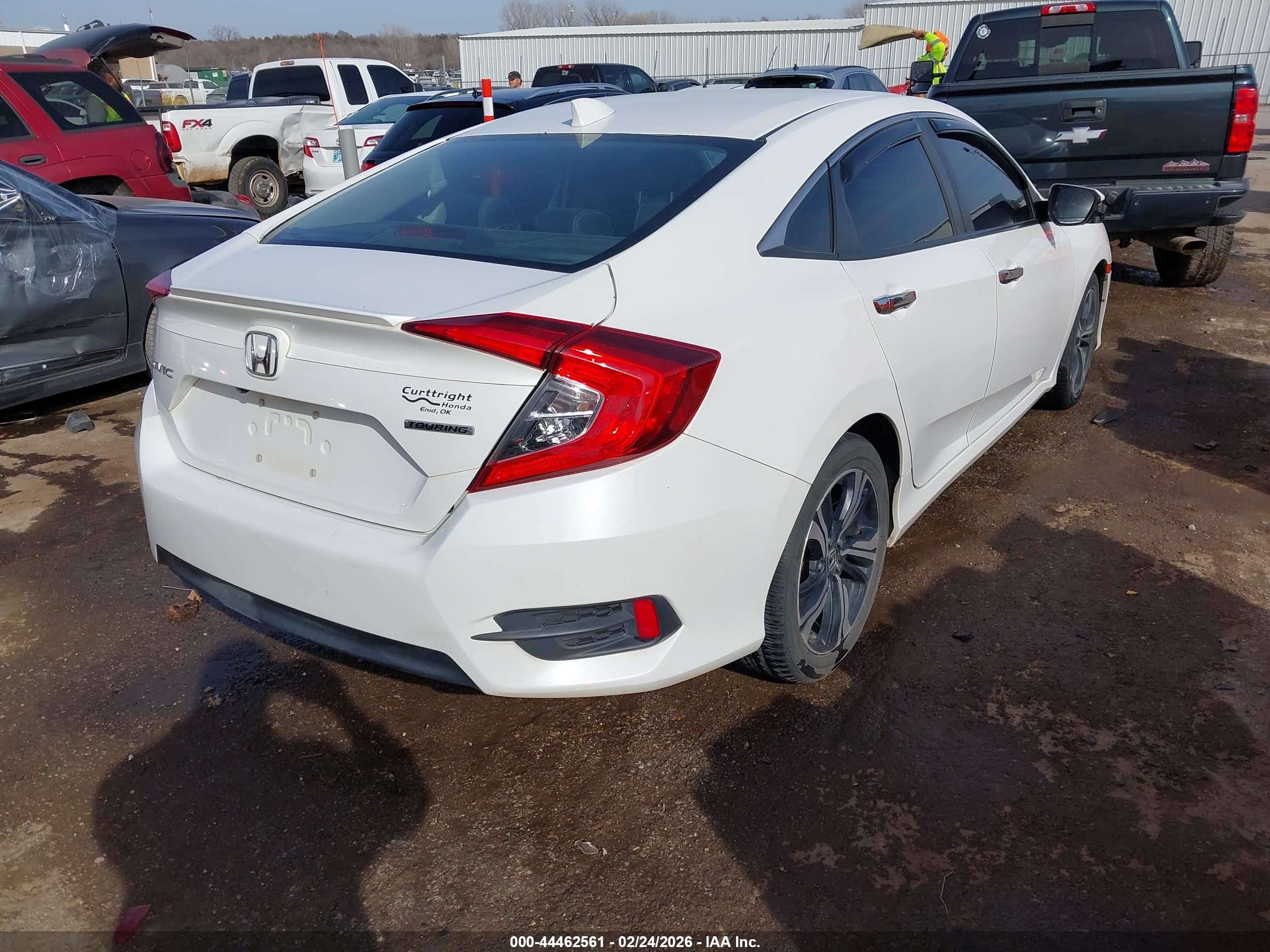 HONDA CIVIC image 4