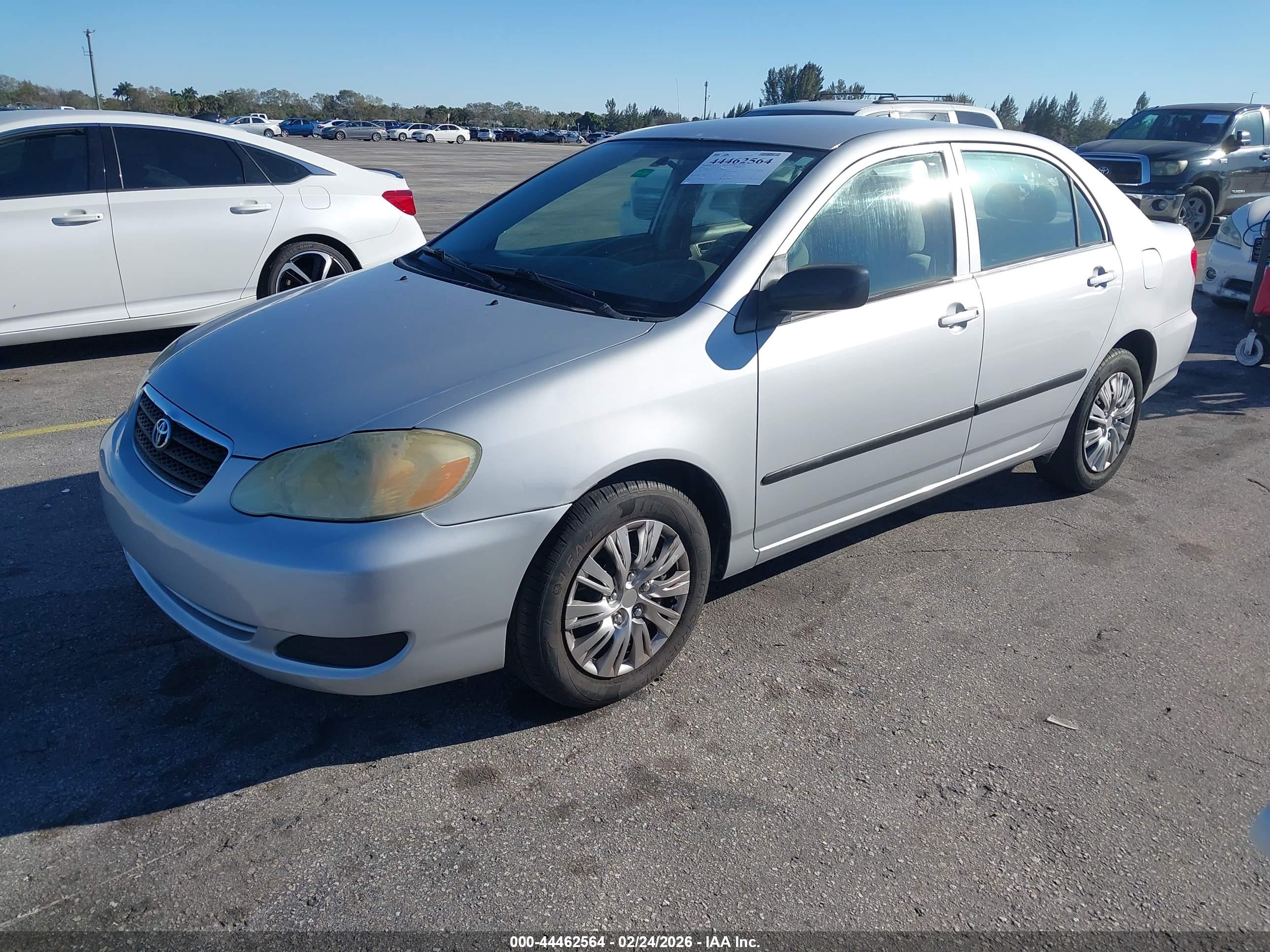 TOYOTA COROLLA image 2