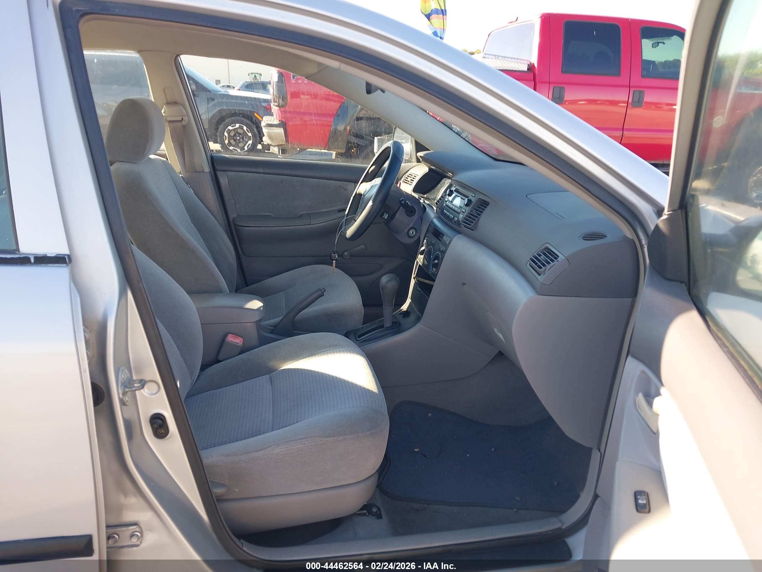 TOYOTA COROLLA image 5
