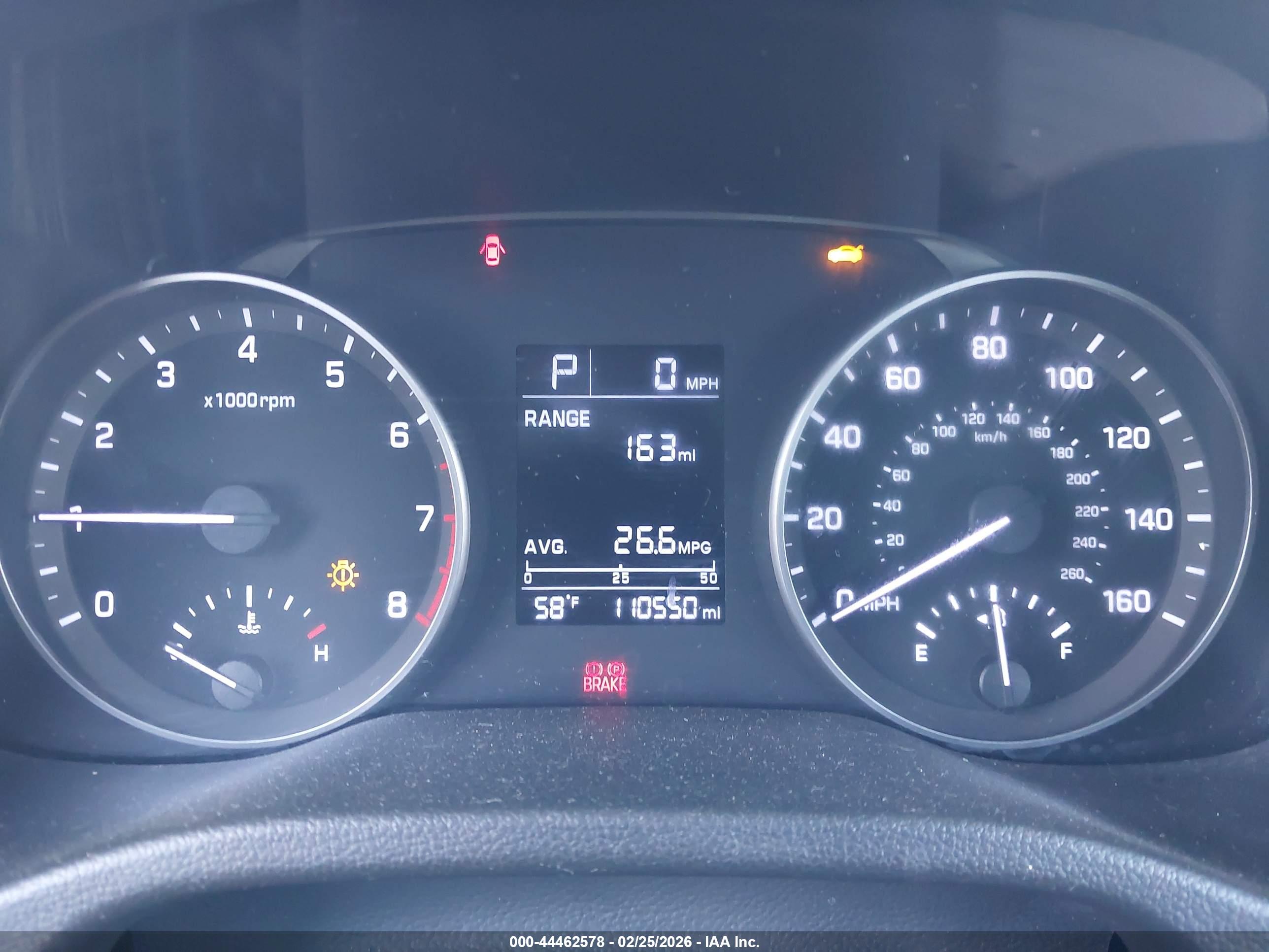 HYUNDAI ELANTRA image 7
