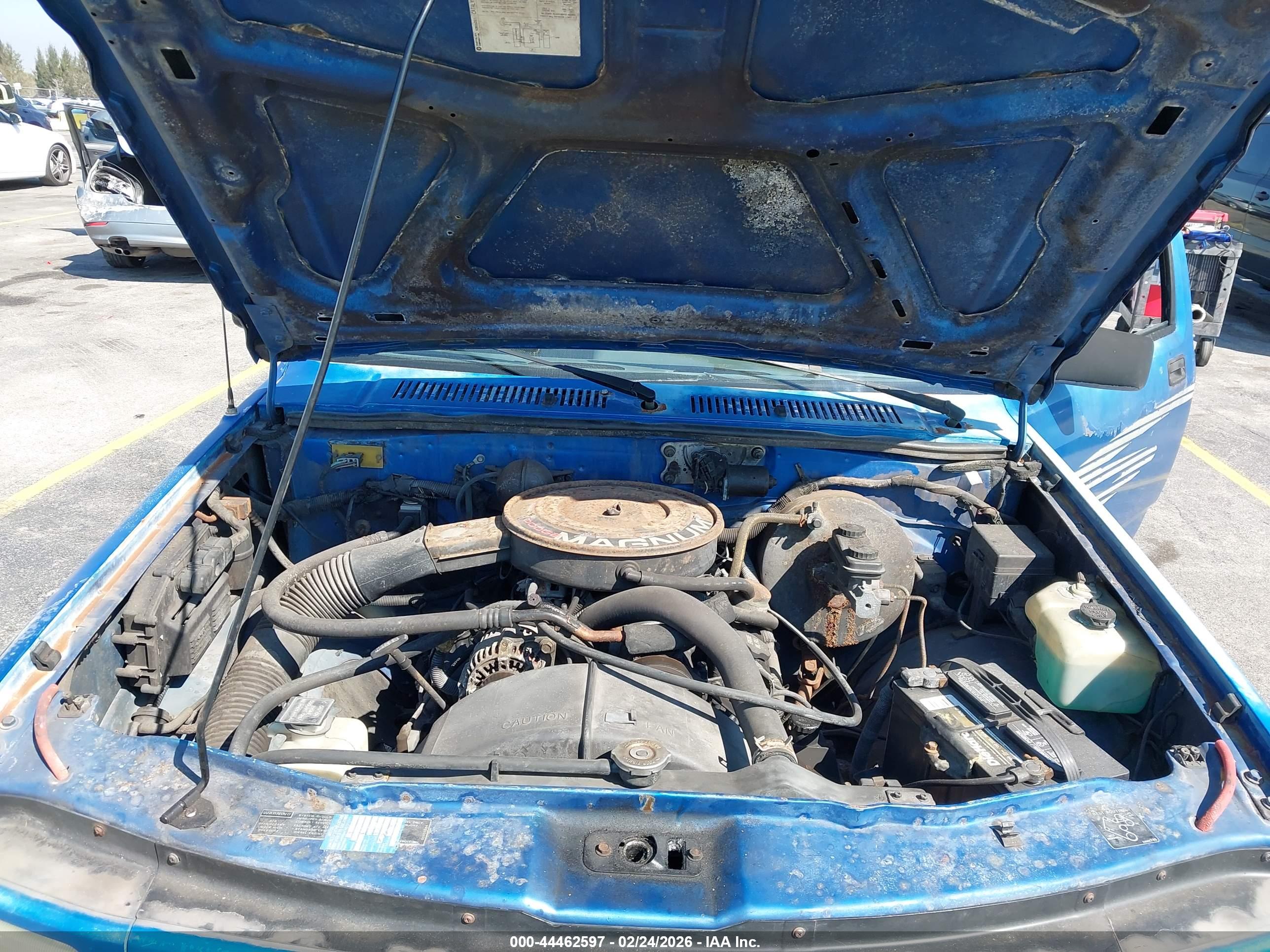 DODGE DAKOTA image 10