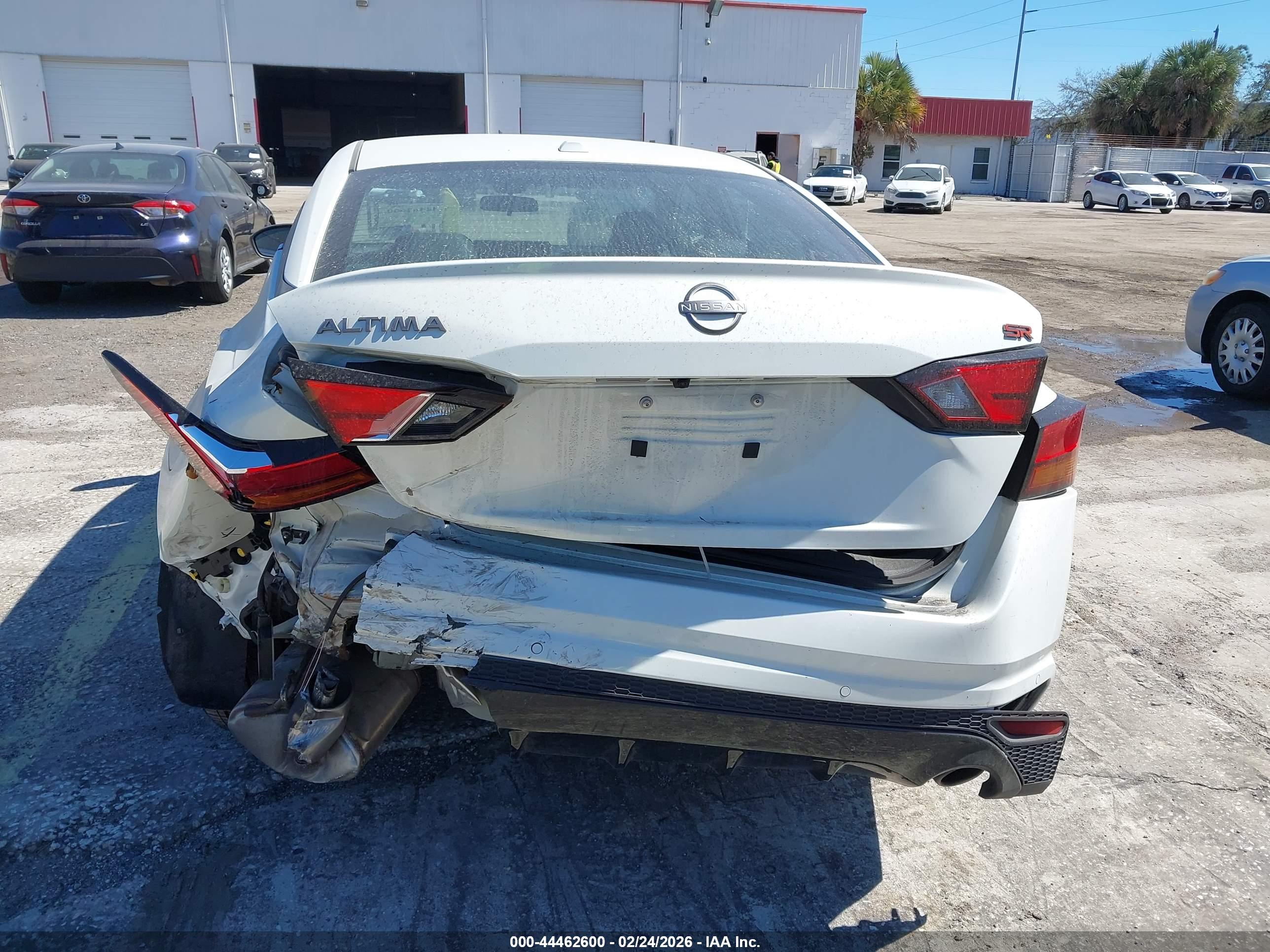 NISSAN ALTIMA image 6