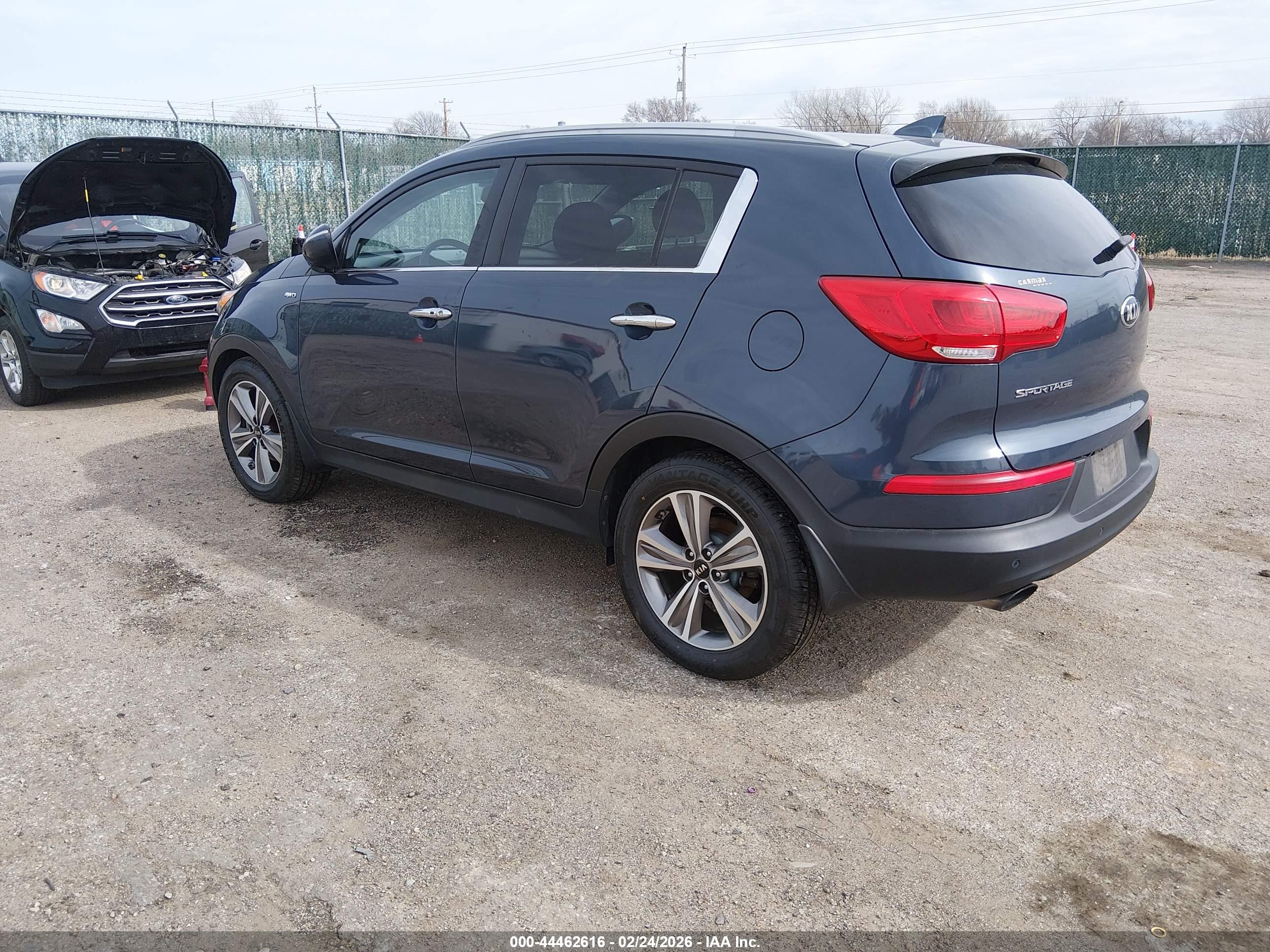 KIA SPORTAGE image 3