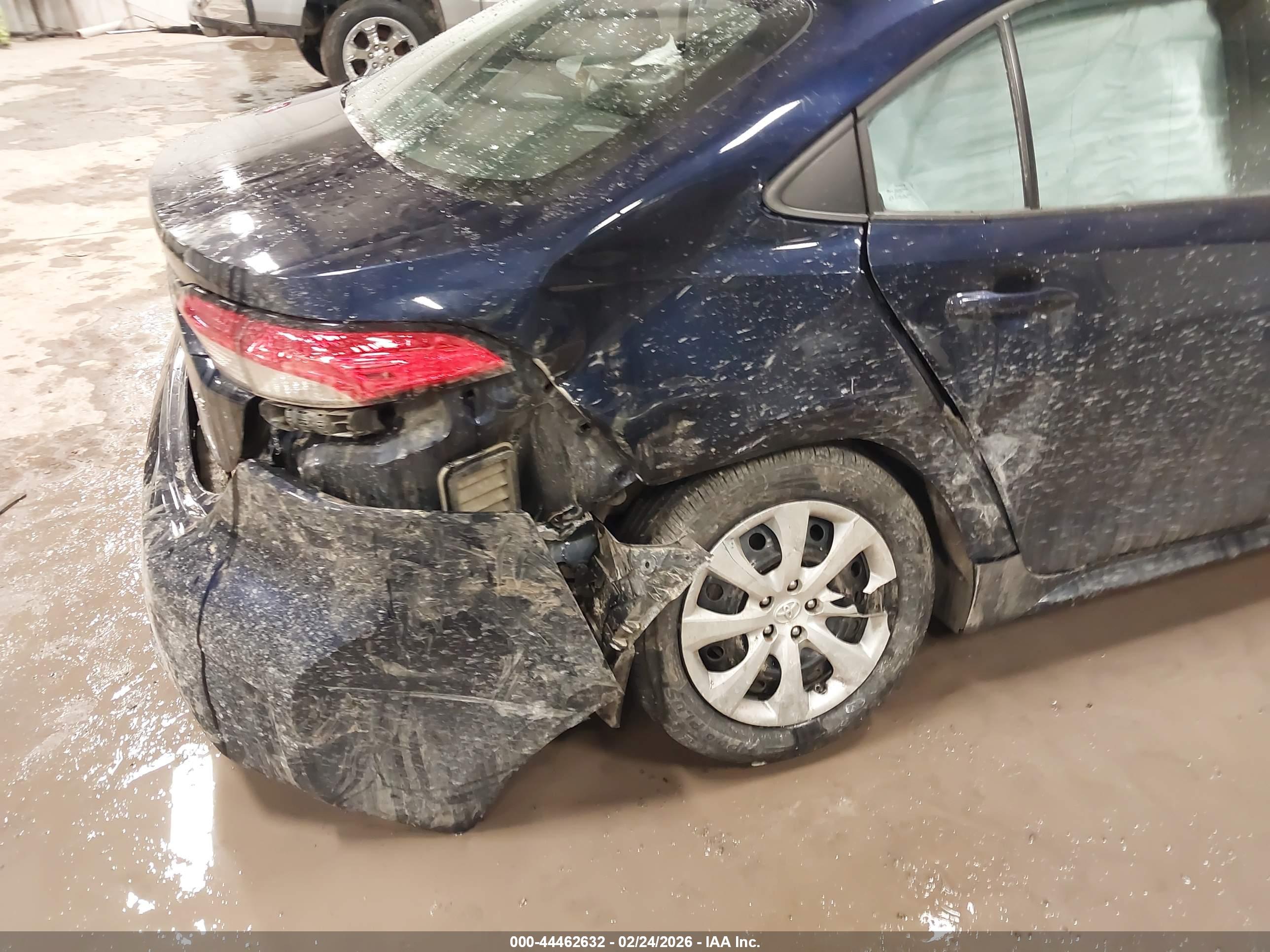 TOYOTA COROLLA image 6