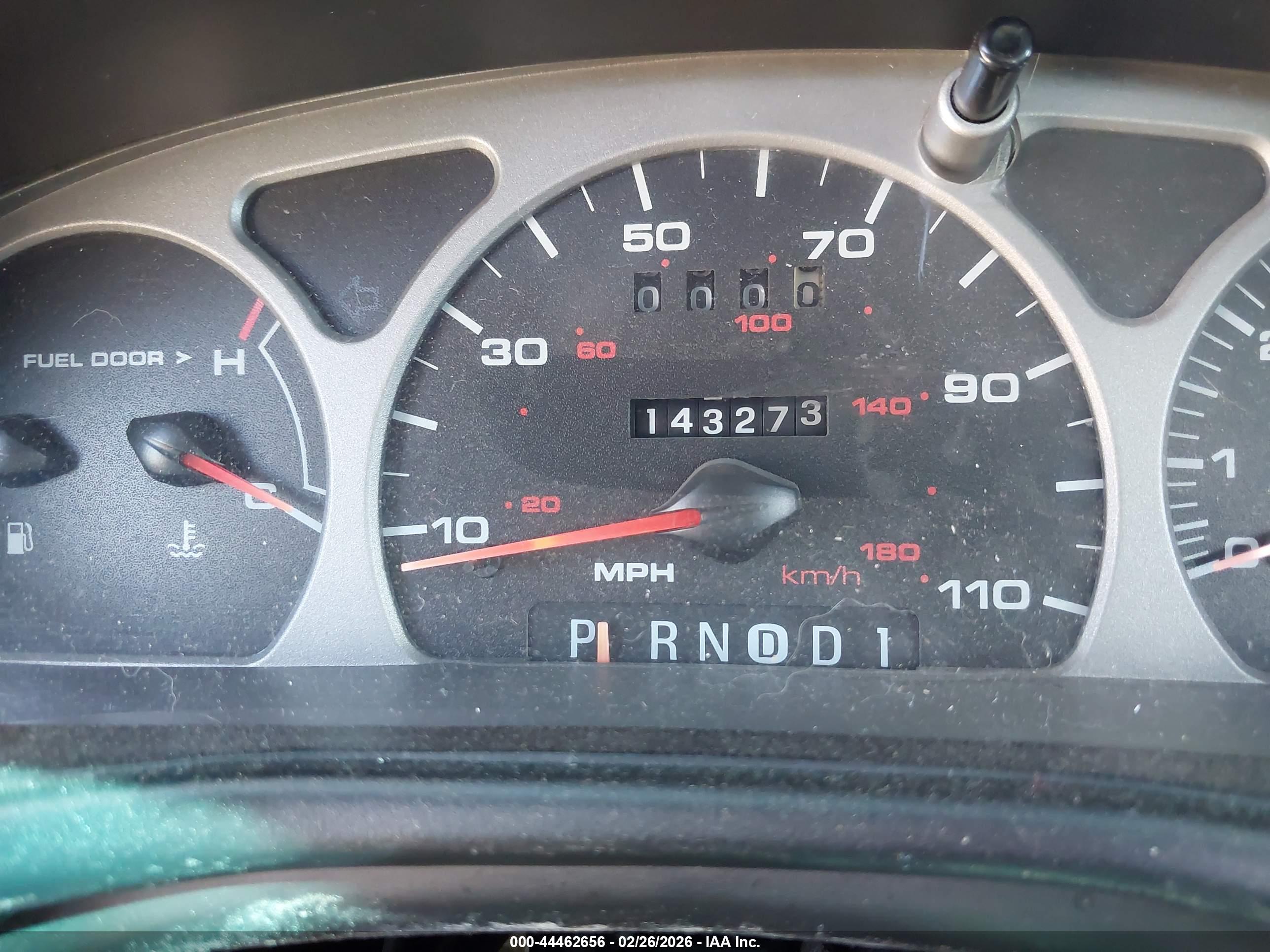 FORD TAURUS image 7