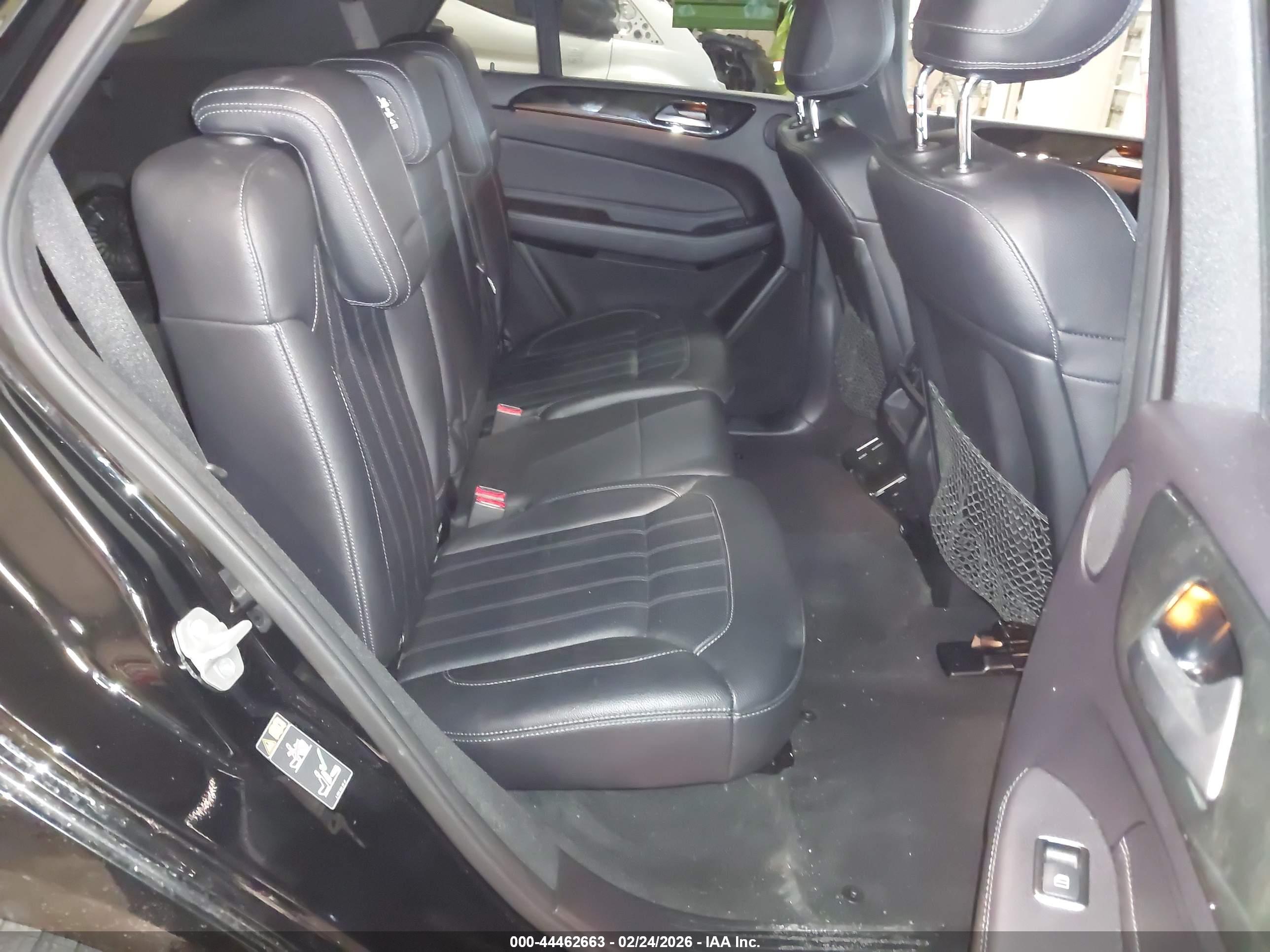MERCEDES-BENZ GLE image 8