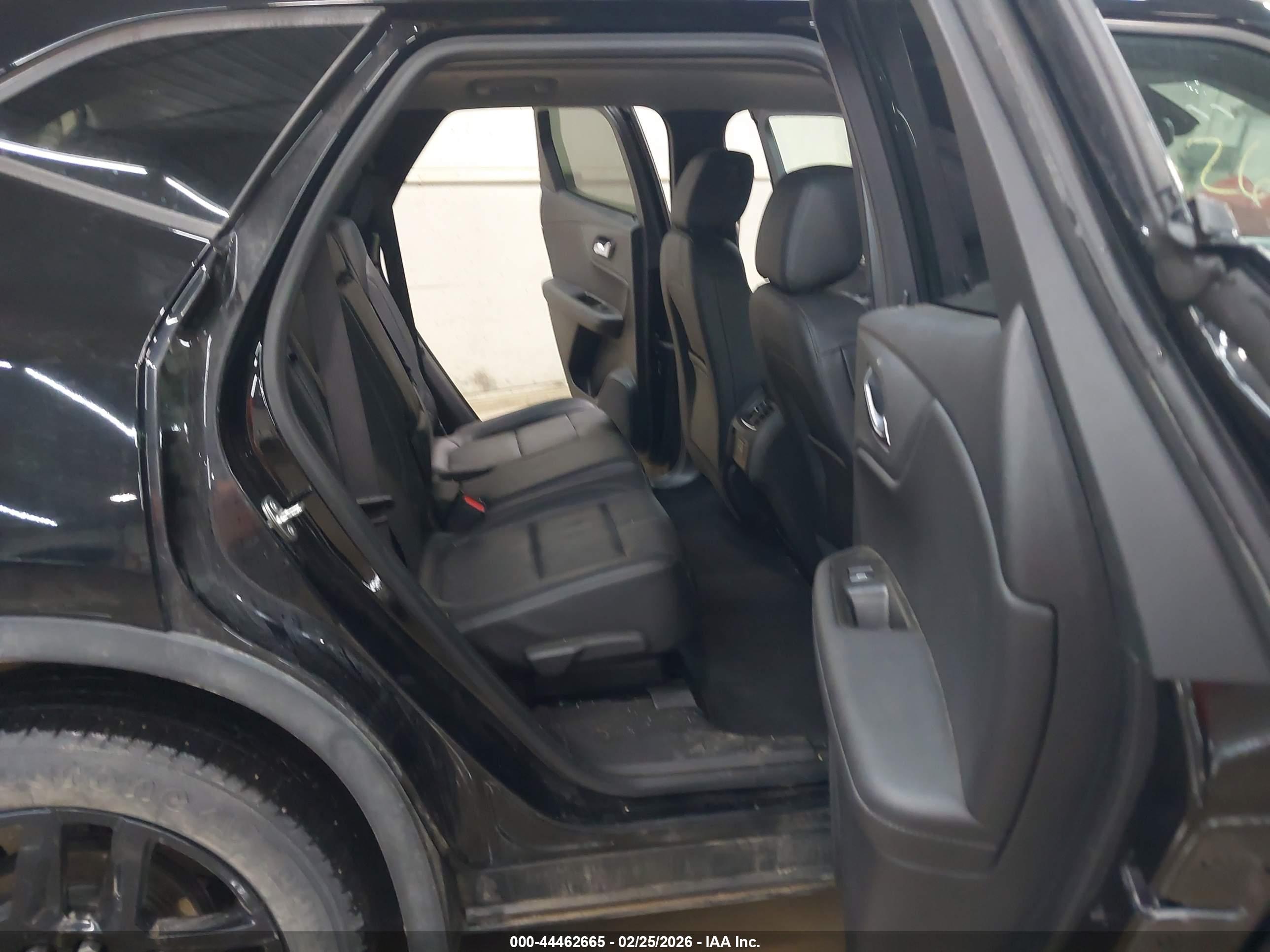 CHEVROLET BLAZER image 8