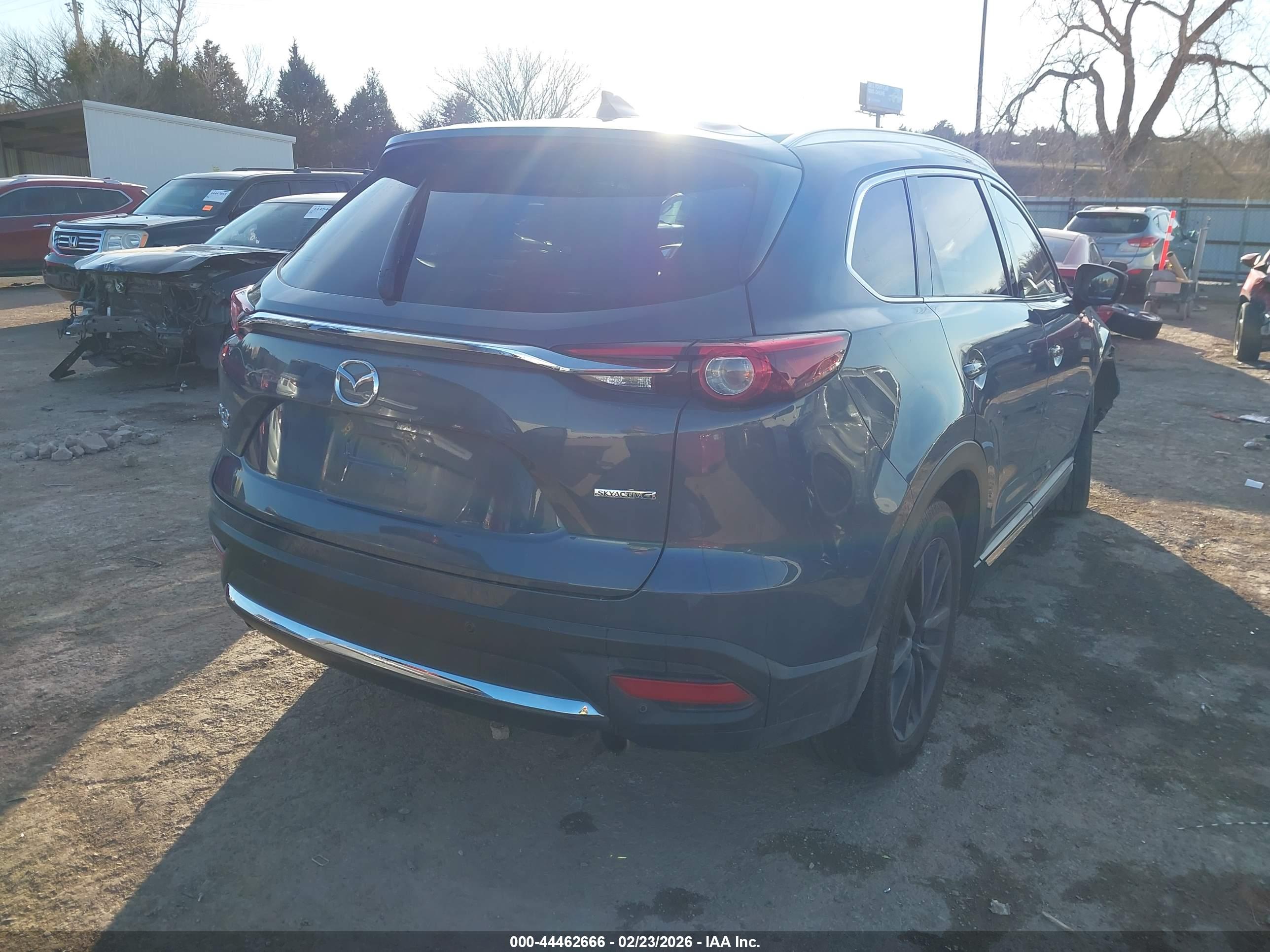 MAZDA CX-9 image 4